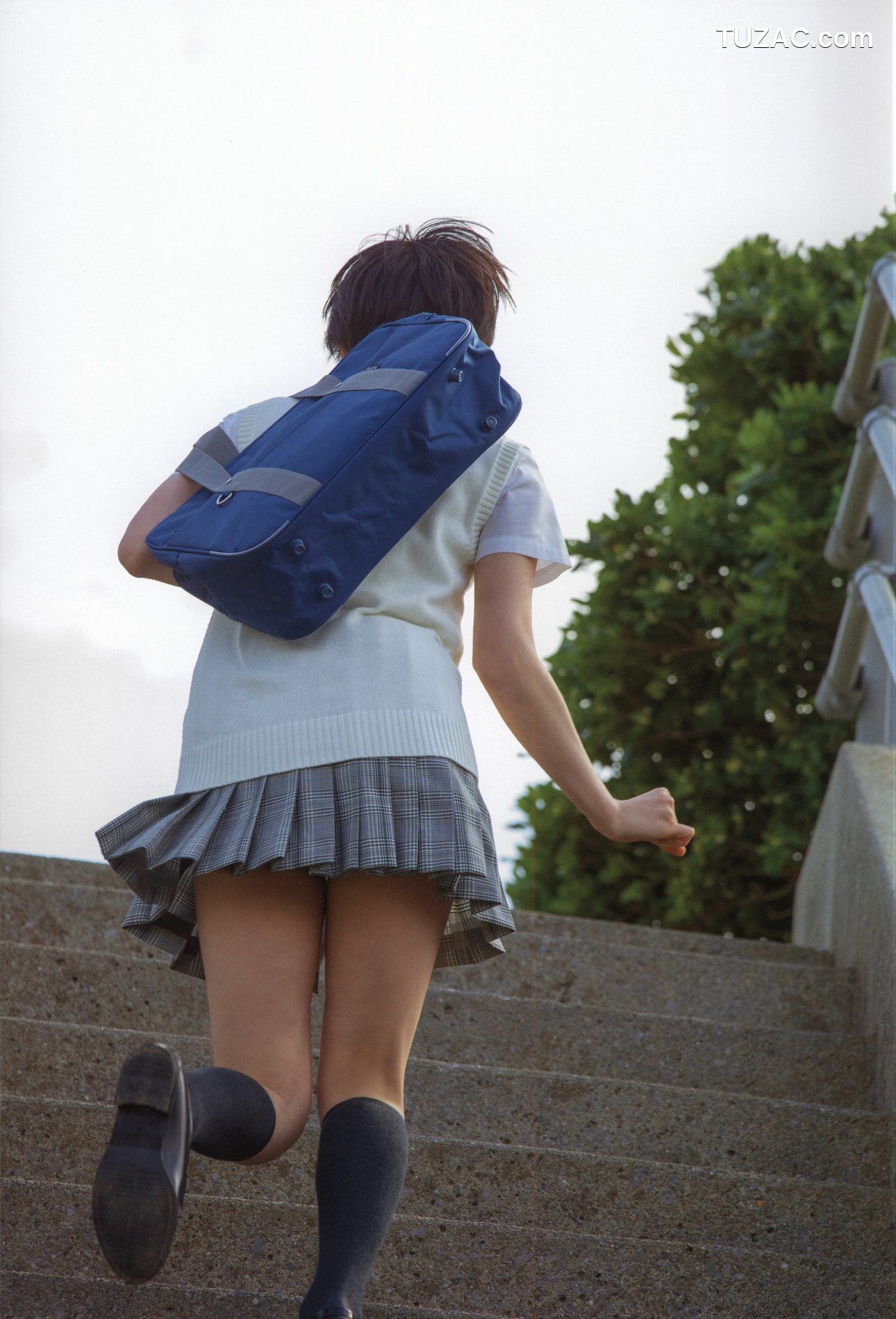 PB写真集_宮本佳林《Karin sixteen》Amazon限定カバーVer  [84P]