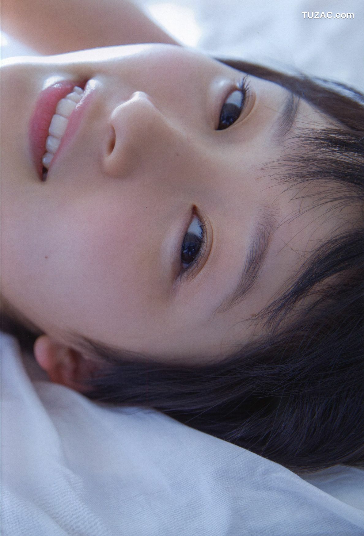 PB写真集_宮本佳林《Karin sixteen》Amazon限定カバーVer  [84P]