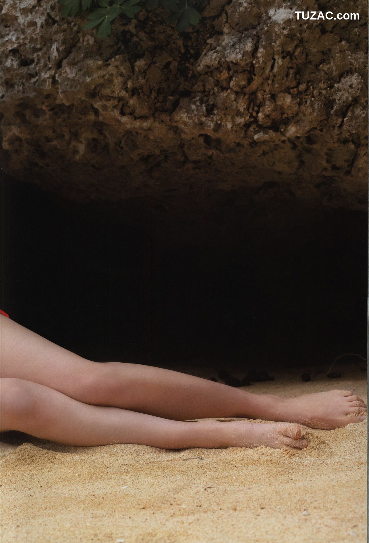 PB写真集_宮本佳林《Karin sixteen》Amazon限定カバーVer  [84P]