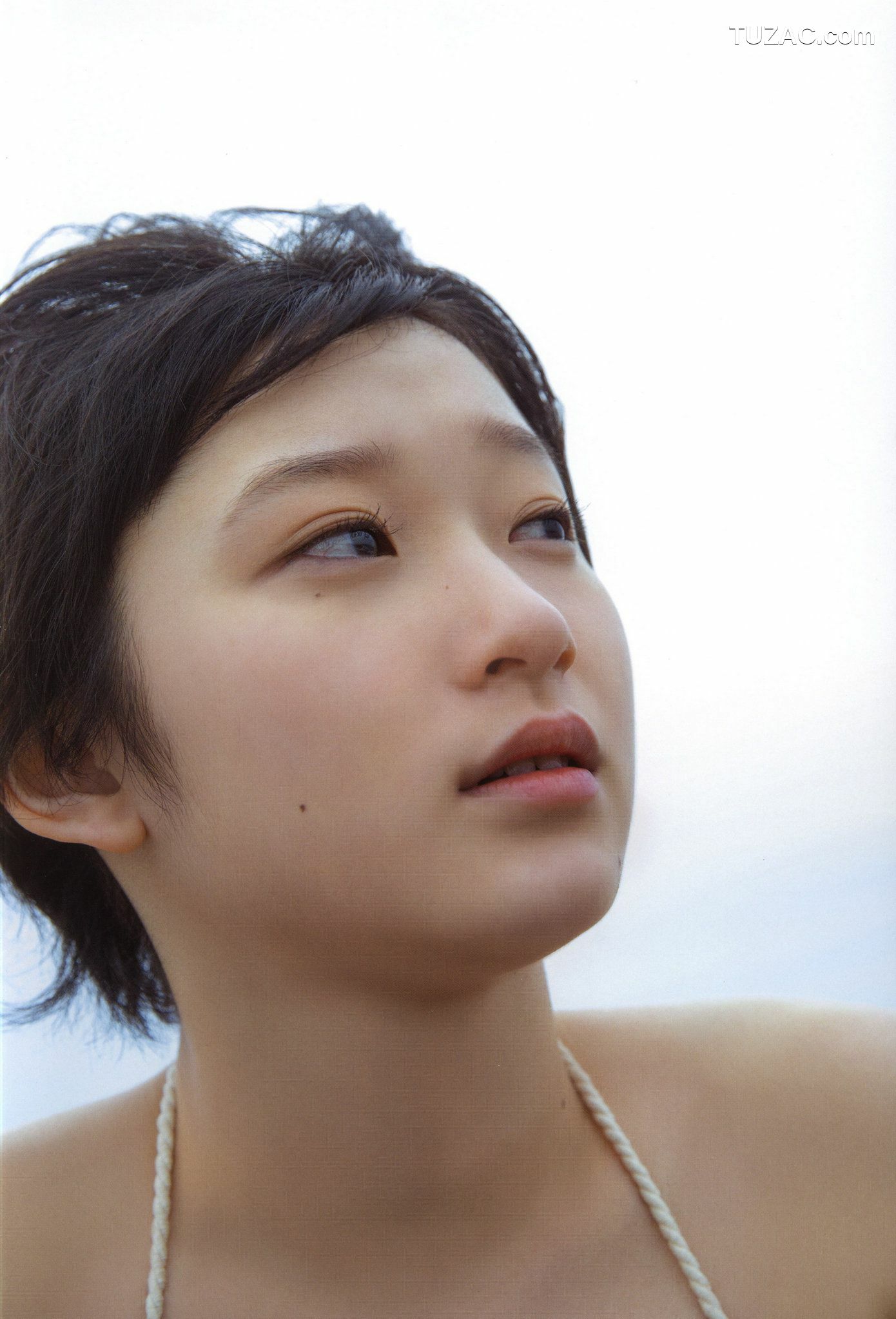 PB写真集_宮本佳林《Karin sixteen》Amazon限定カバーVer  [84P]