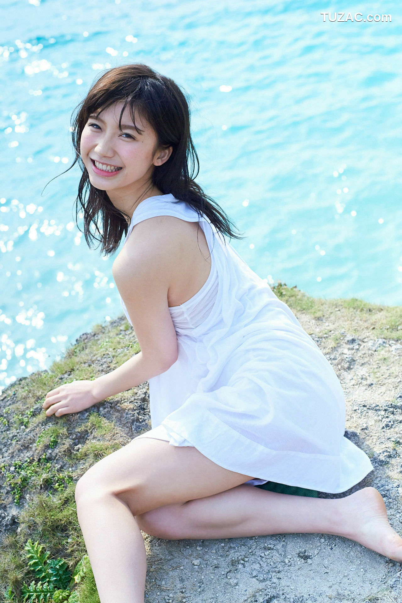 PB写真集_小倉優香《ぐらちゃん、ブレイク前》 写真集[74P]