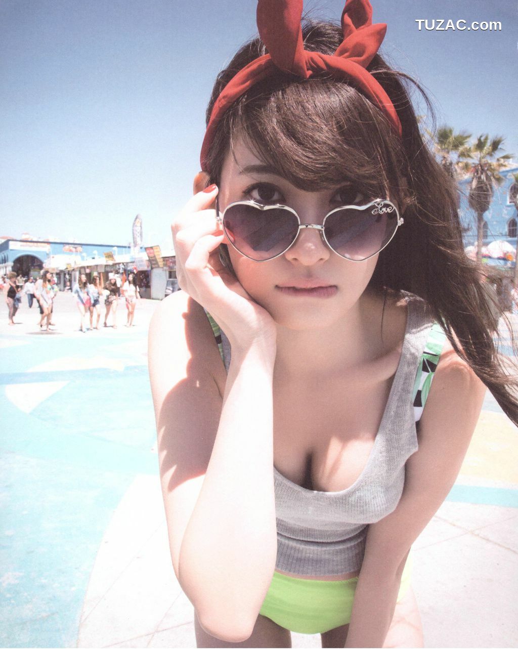 PB写真集_小嶋陽菜/小岛阳菜《Dou Suru どうする？》 [142P]