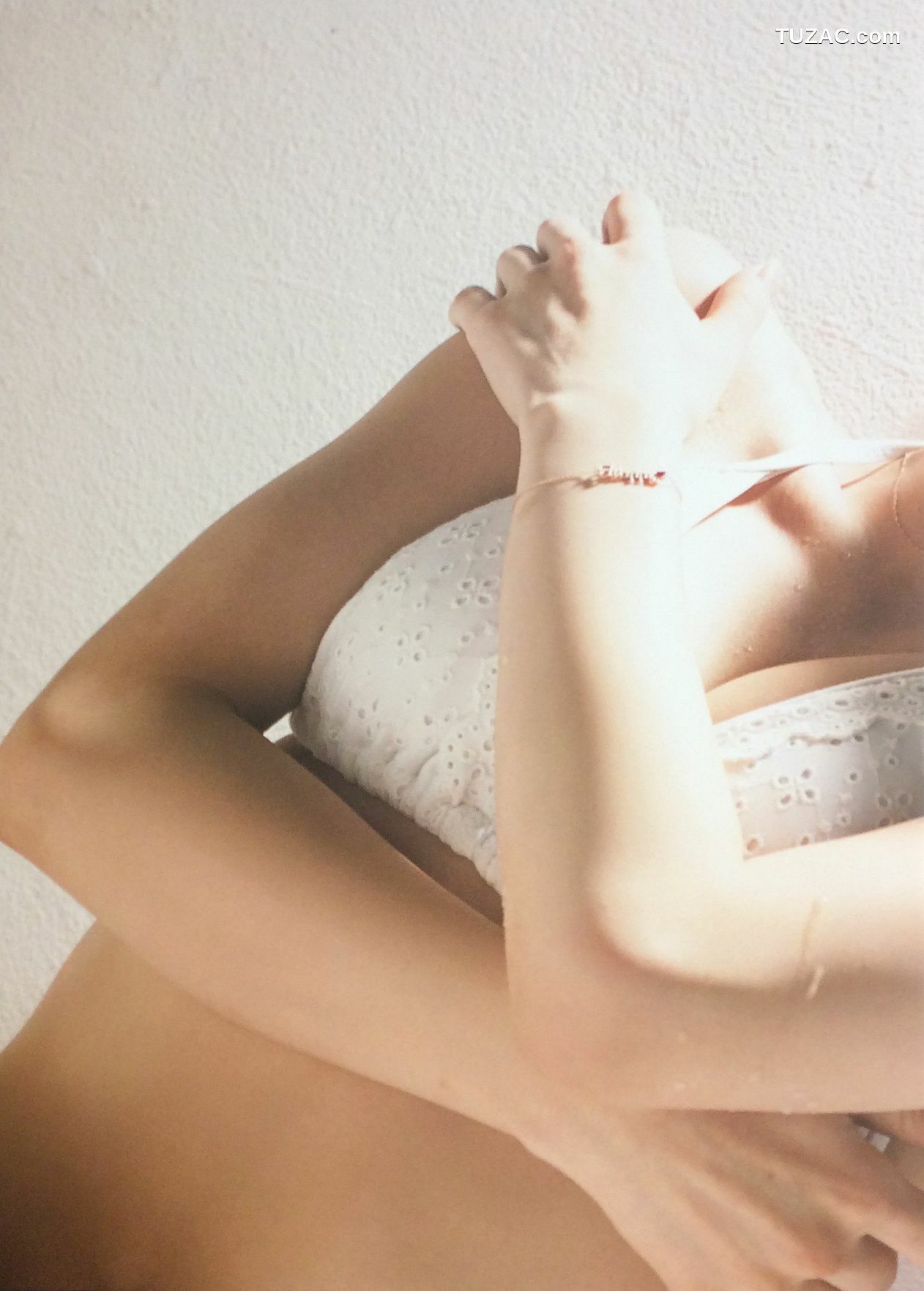 PB写真集_山本彩《SY》 Photo By LESLIE KEE [143P]