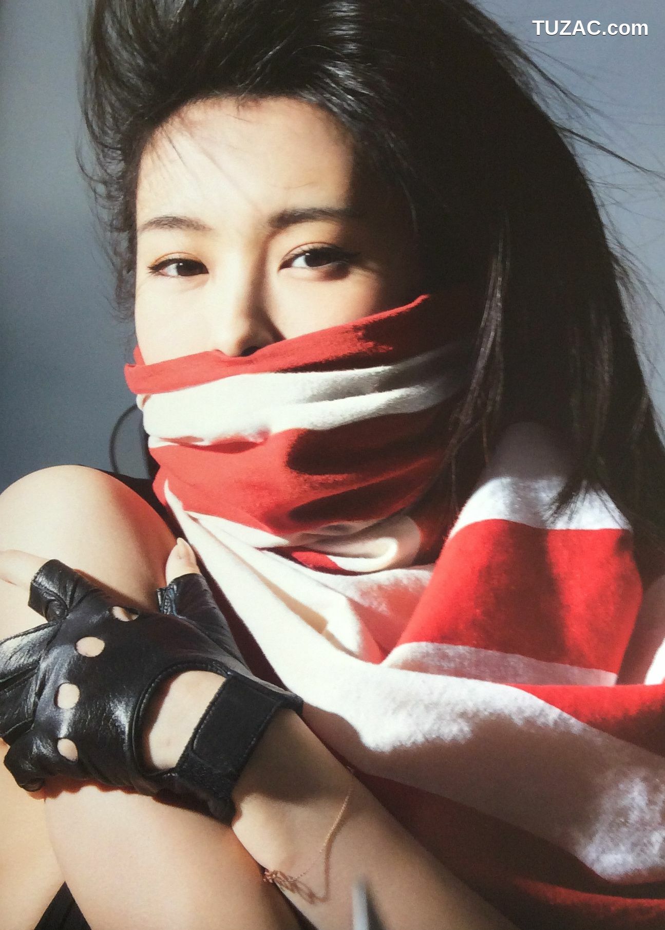 PB写真集_山本彩《SY》 Photo By LESLIE KEE [143P]