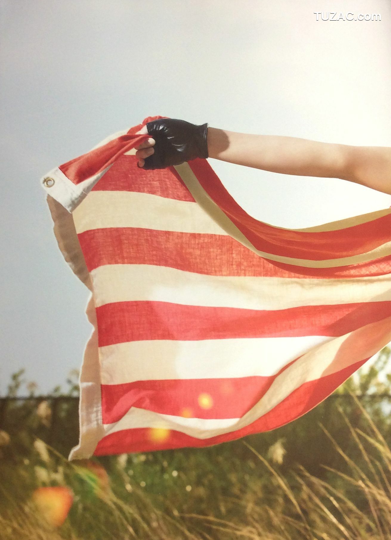 PB写真集_山本彩《SY》 Photo By LESLIE KEE [143P]