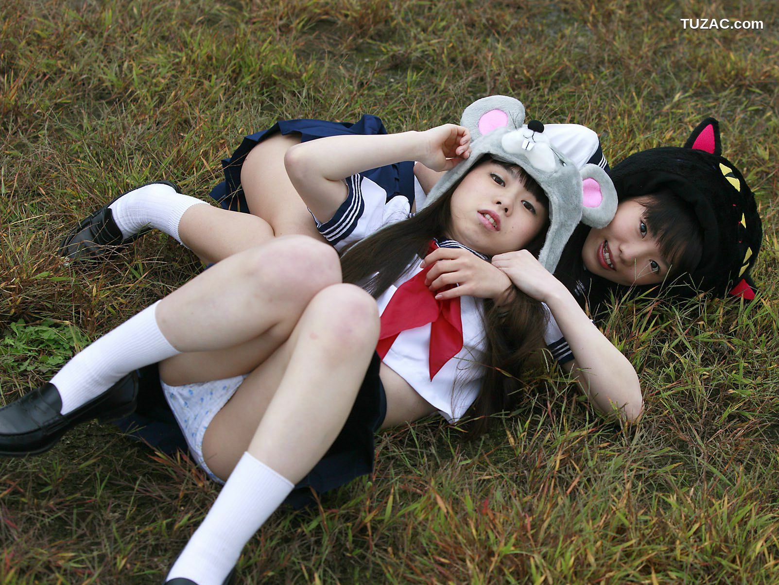 PB写真集_山本麻里菜、山本有沙 《ガールズダイアリー ドキドキ 有沙＆まりな》 [50P]