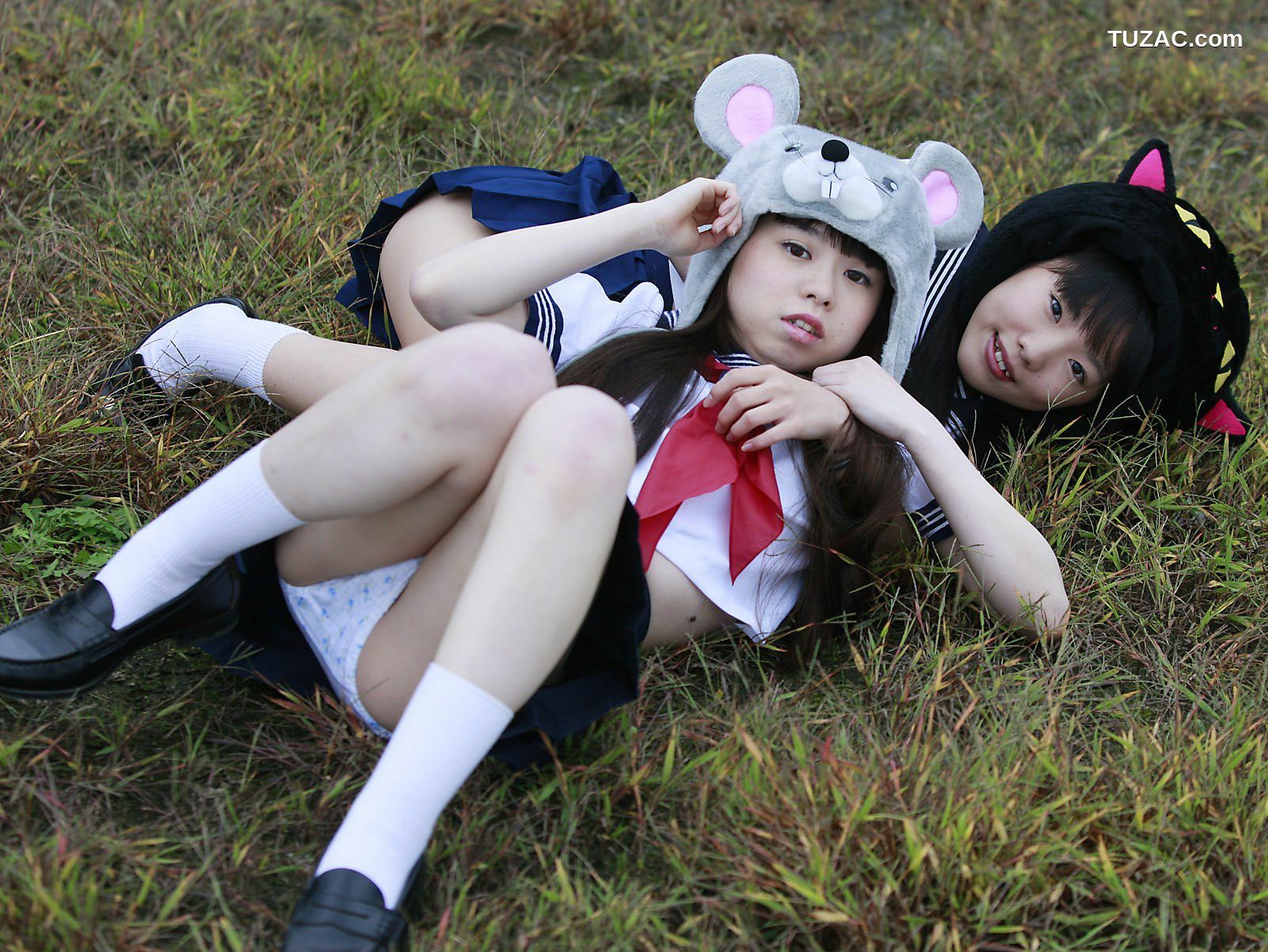 PB写真集_山本麻里菜、山本有沙 《ガールズダイアリー ドキドキ 有沙＆まりな》 [50P]