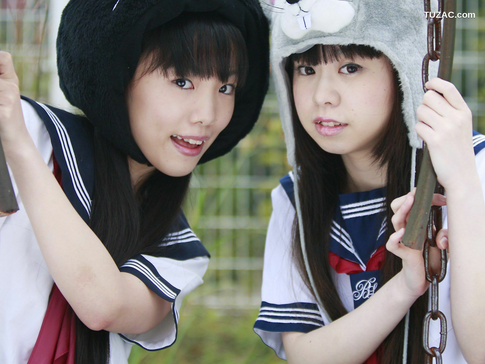 PB写真集_山本麻里菜、山本有沙 《ガールズダイアリー ドキドキ 有沙＆まりな》 [50P]