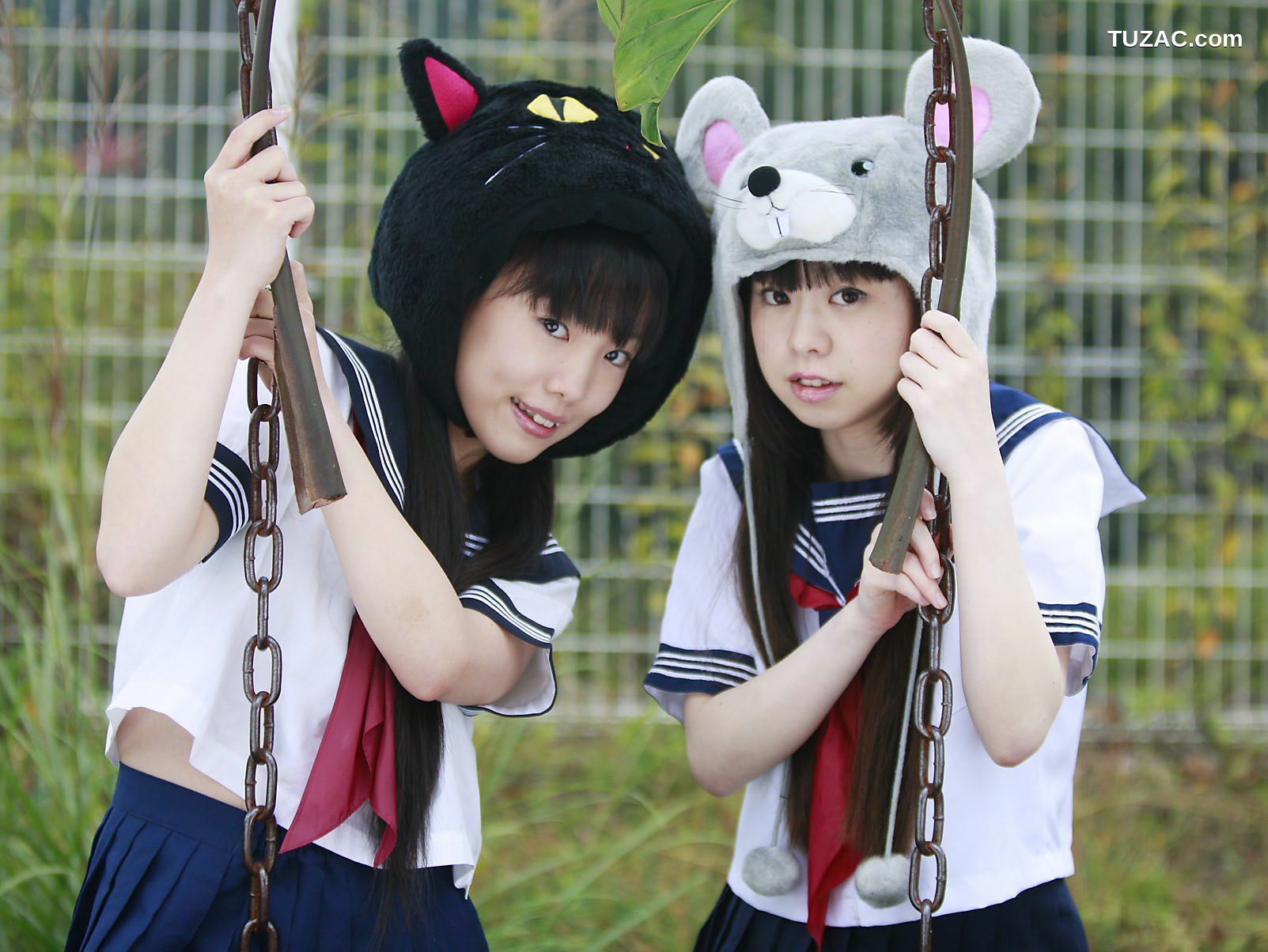 PB写真集_山本麻里菜、山本有沙 《ガールズダイアリー ドキドキ 有沙＆まりな》 [50P]