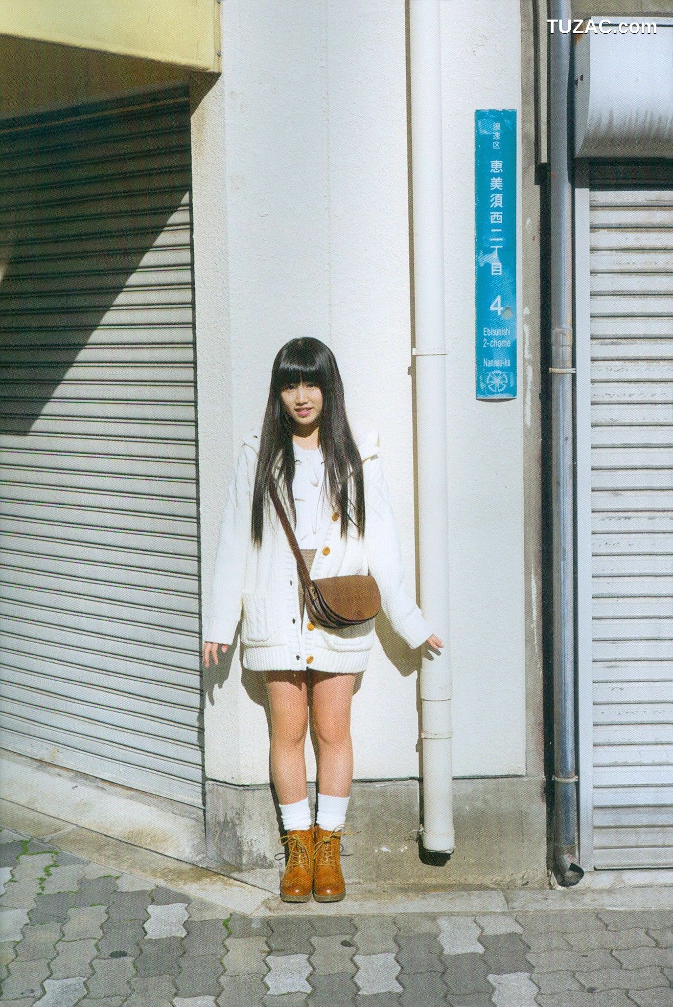 PB写真集_广田爱花/廣田あいか 《AIAI RAILWAY TRIP》写真DVDブック [35P]