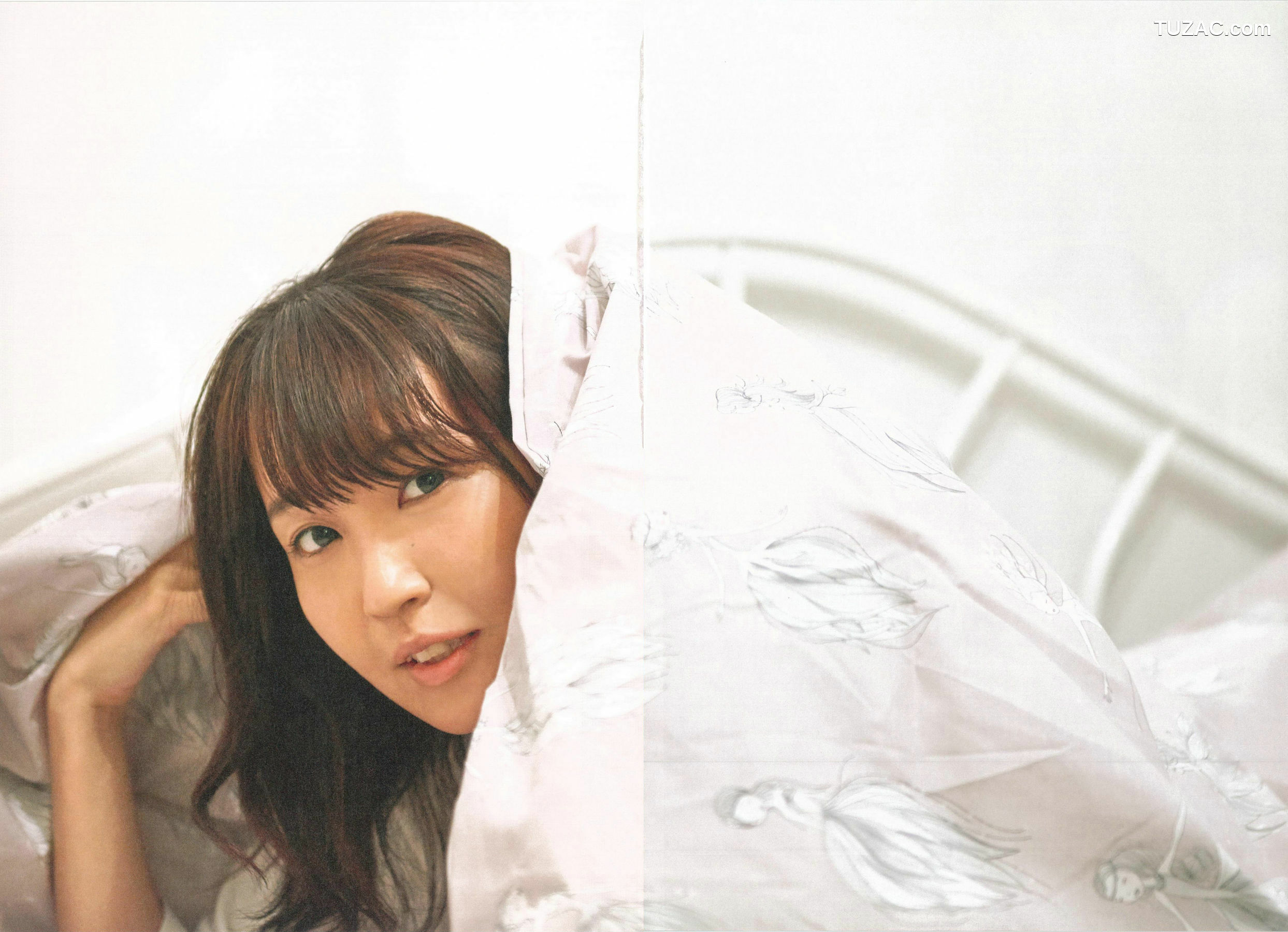 PB写真集_惣田紗莉渚 1st《うらばなし》 写真集[114P]