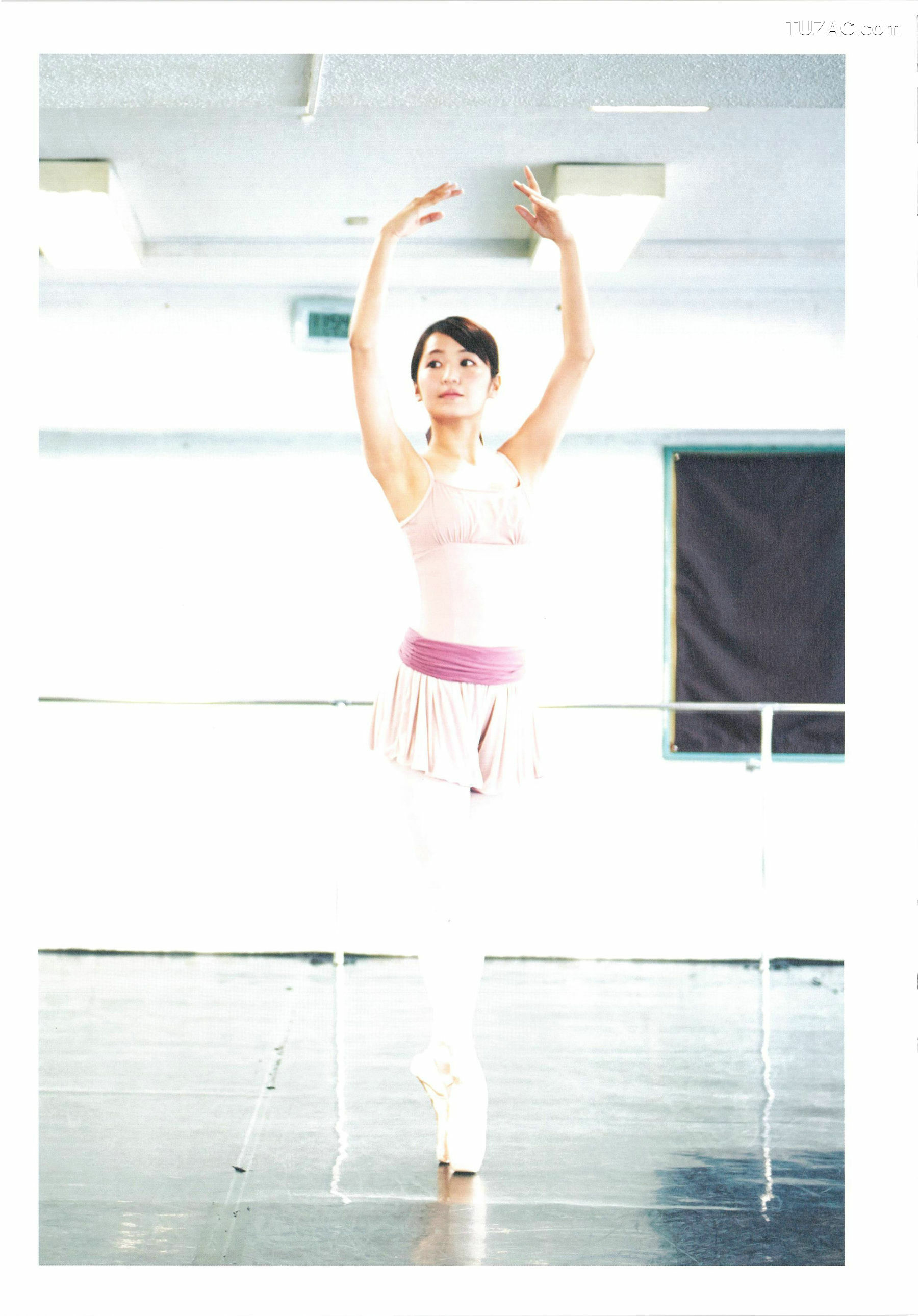 PB写真集_惣田紗莉渚 1st《うらばなし》 写真集[114P]