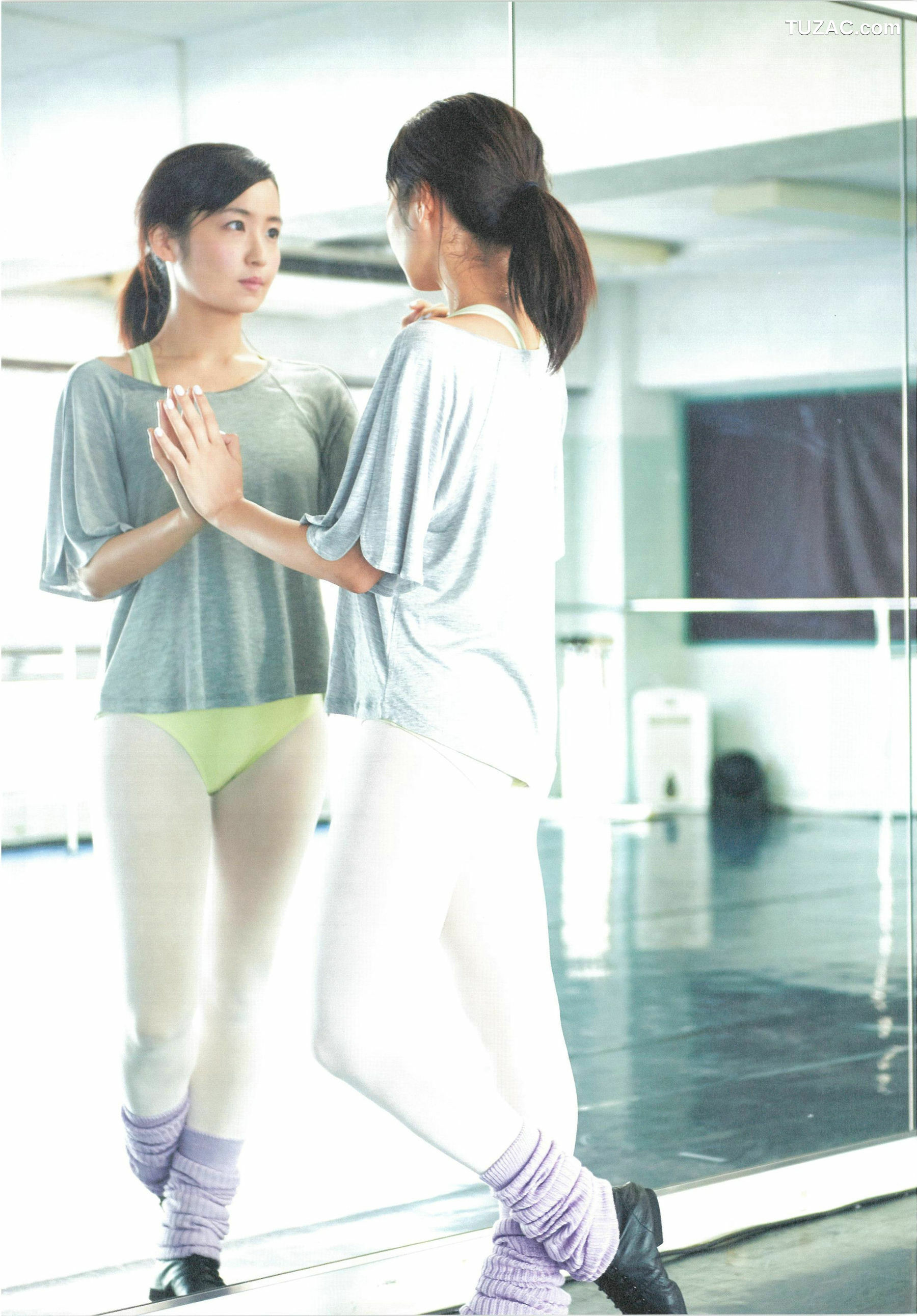 PB写真集_惣田紗莉渚 1st《うらばなし》 写真集[114P]