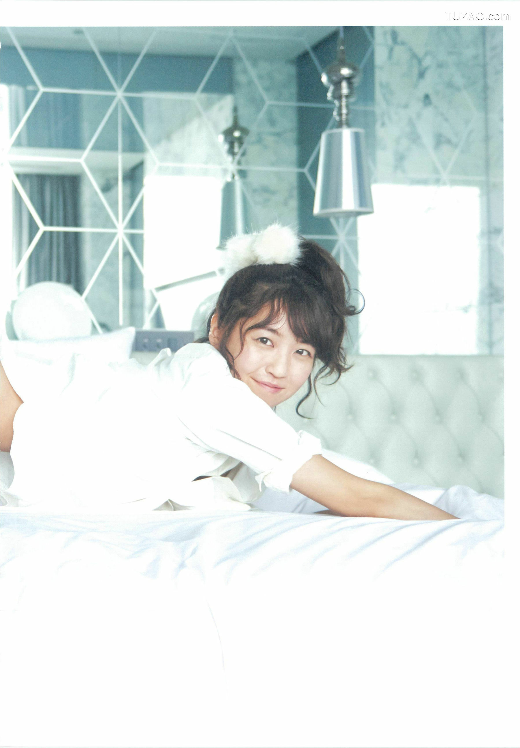 PB写真集_惣田紗莉渚 1st《うらばなし》 写真集[114P]