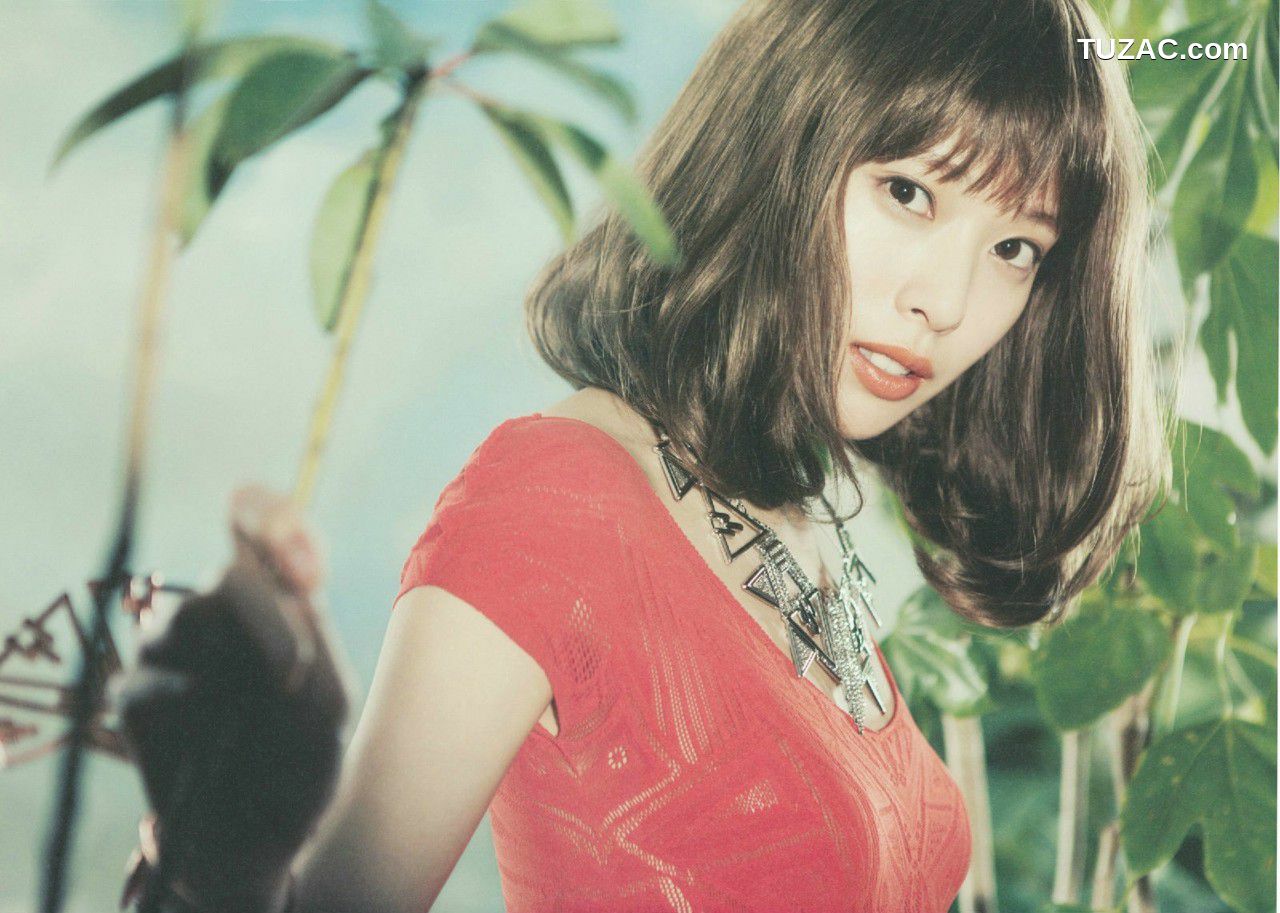 PB写真集_户田惠梨香 《IQUEEN》 写真集[41P]