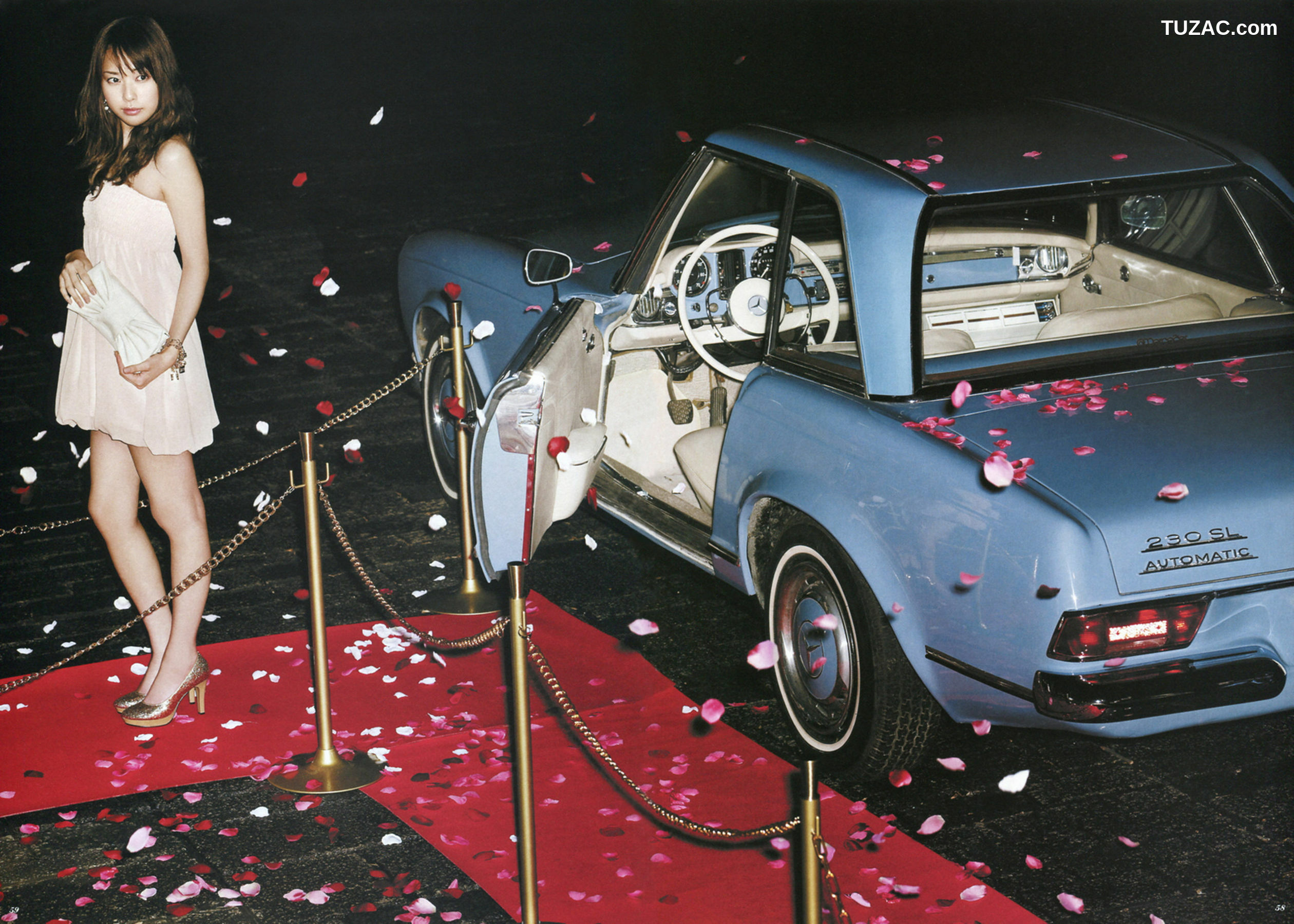 PB写真集_戸田恵梨香《ERIKA&times;CECIL McBEE Vivace》 写真集[59P]