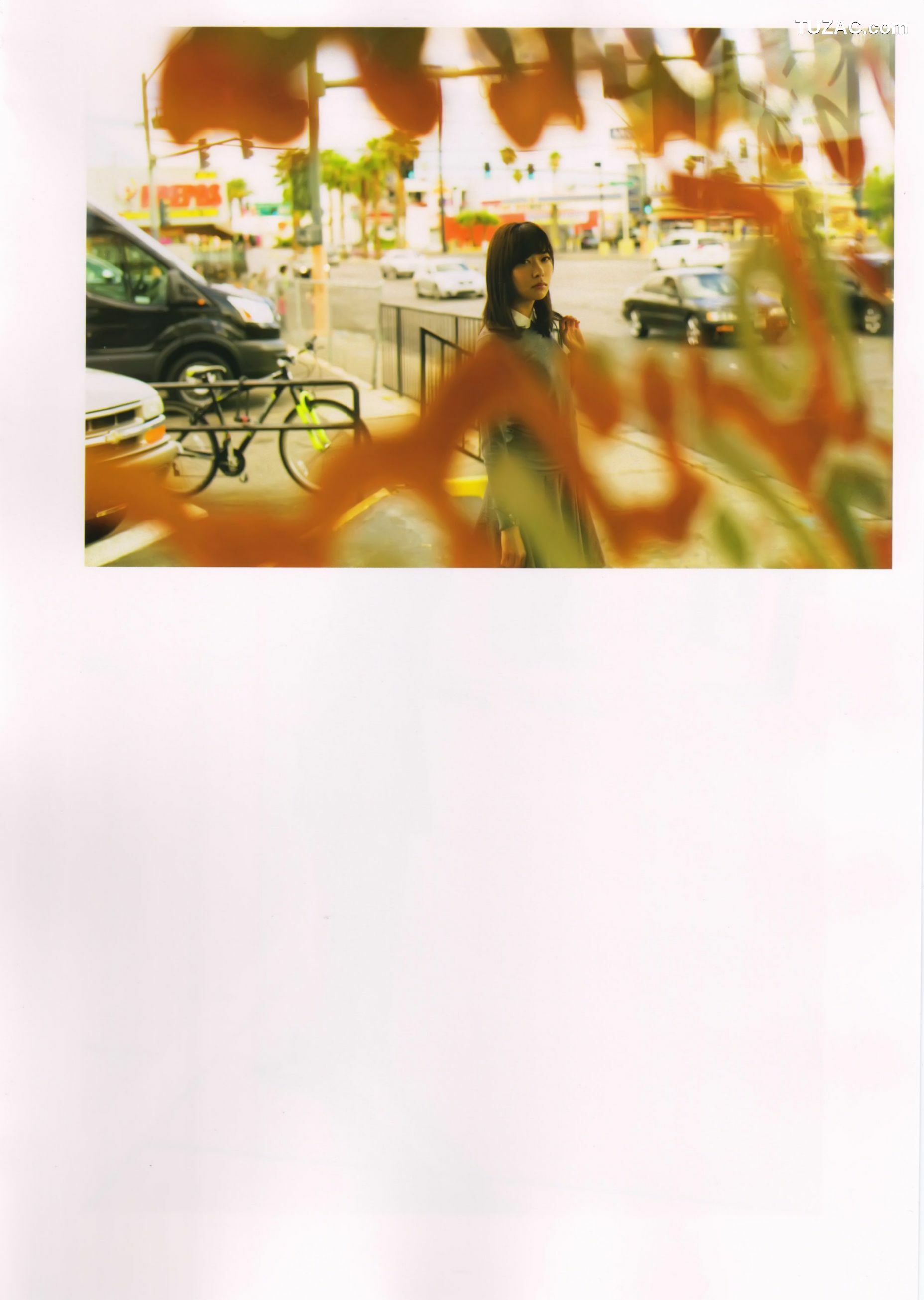 PB写真集_指原莉乃 《スキャンダル中毒》 [104P]