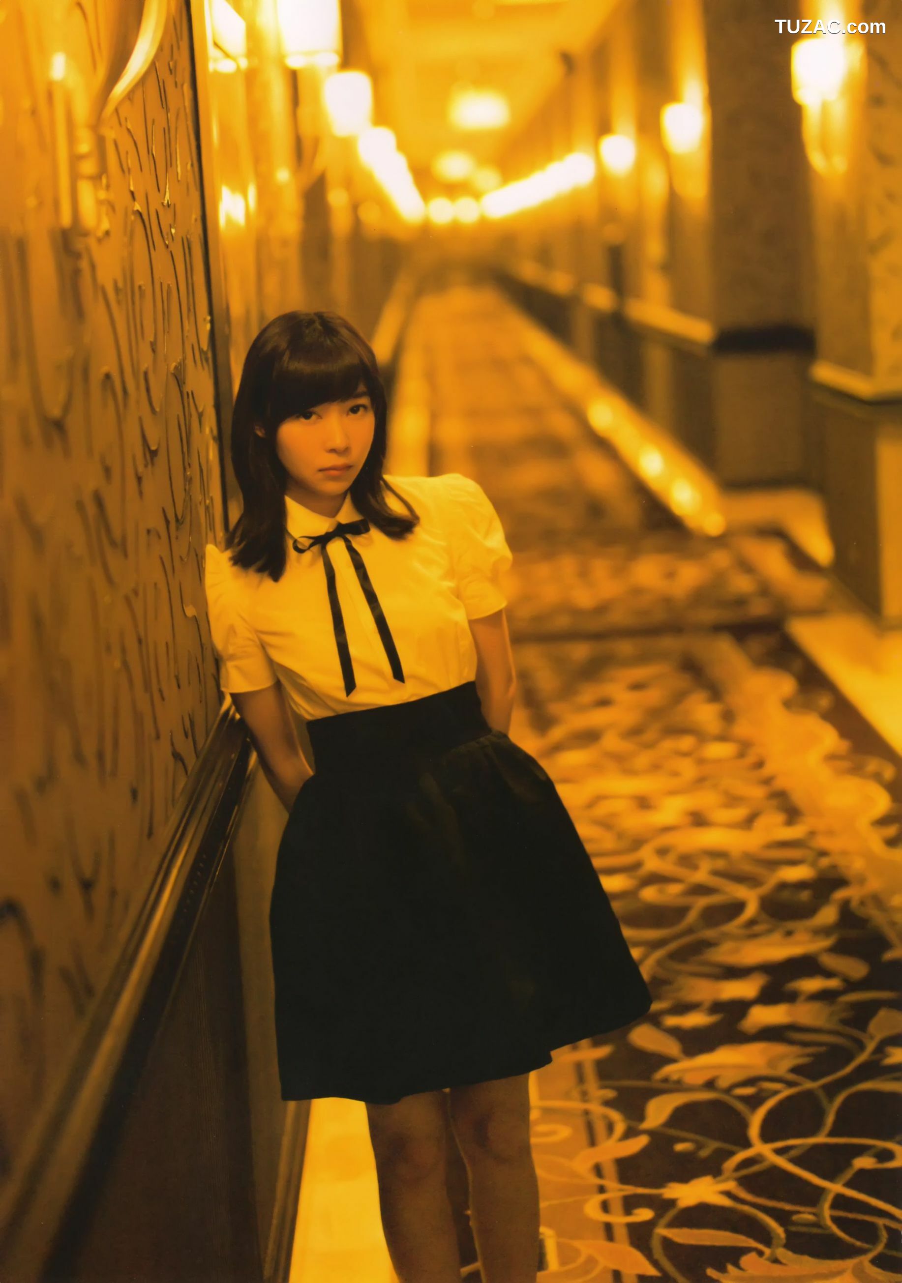 PB写真集_指原莉乃 《スキャンダル中毒》 [104P]