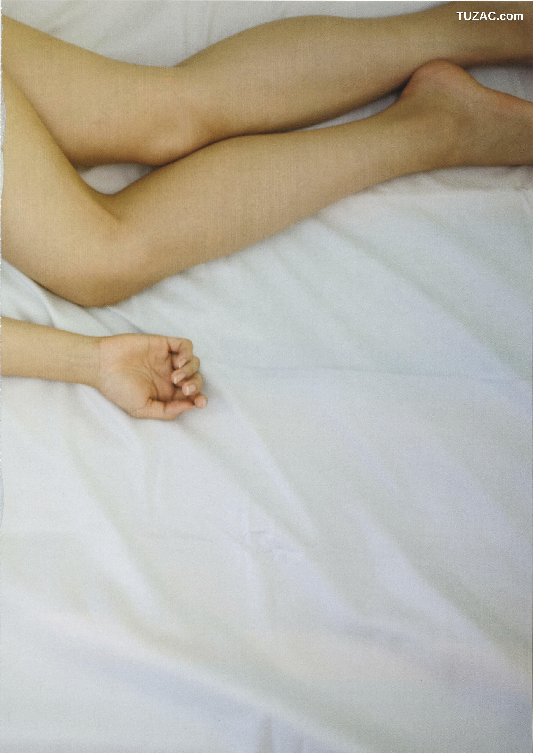 PB写真集_星名美怜「MIREITOPIA」 写真集[112P]