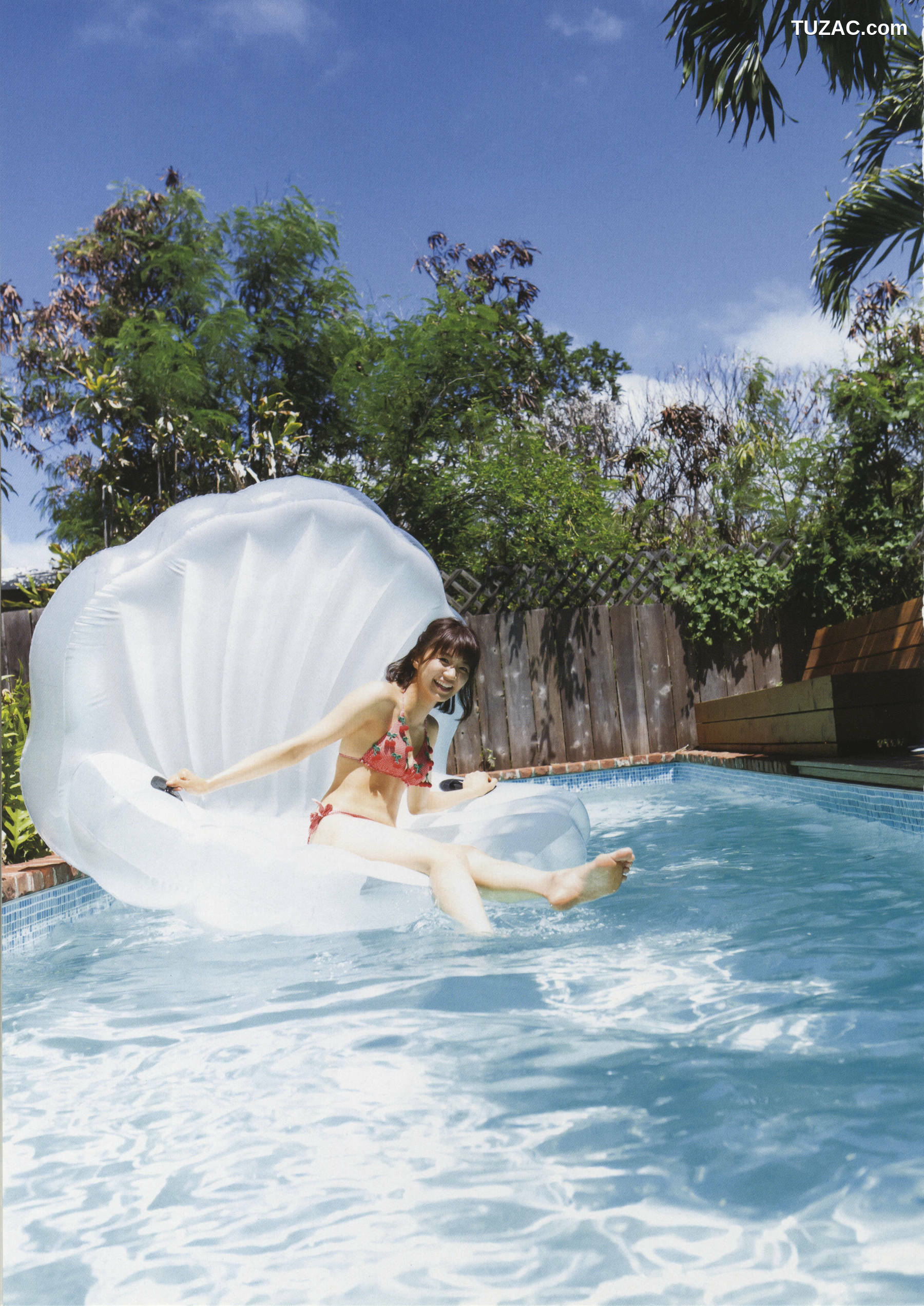 PB写真集_星名美怜「MIREITOPIA」 写真集[112P]