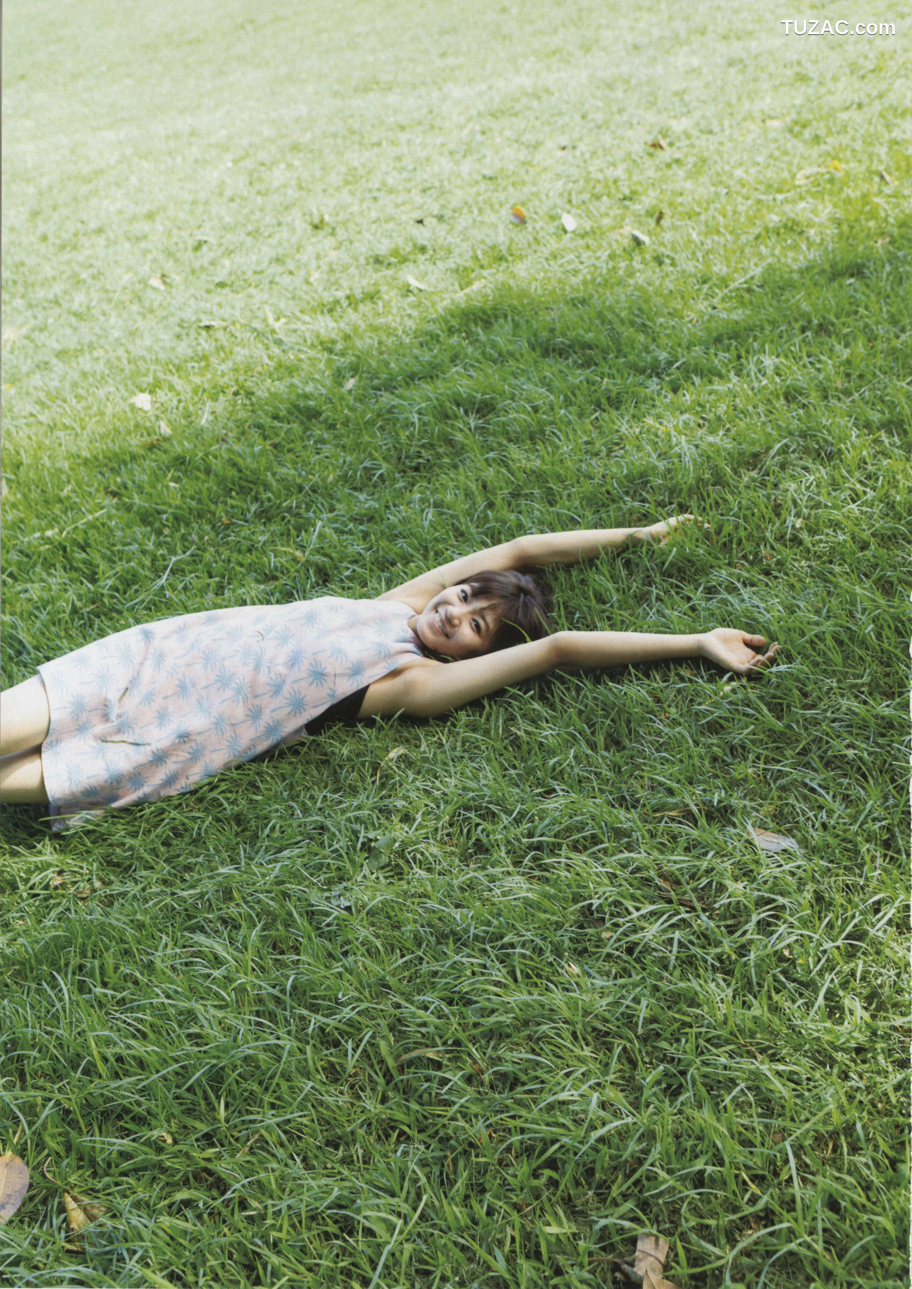 PB写真集_星名美怜「MIREITOPIA」 写真集[112P]