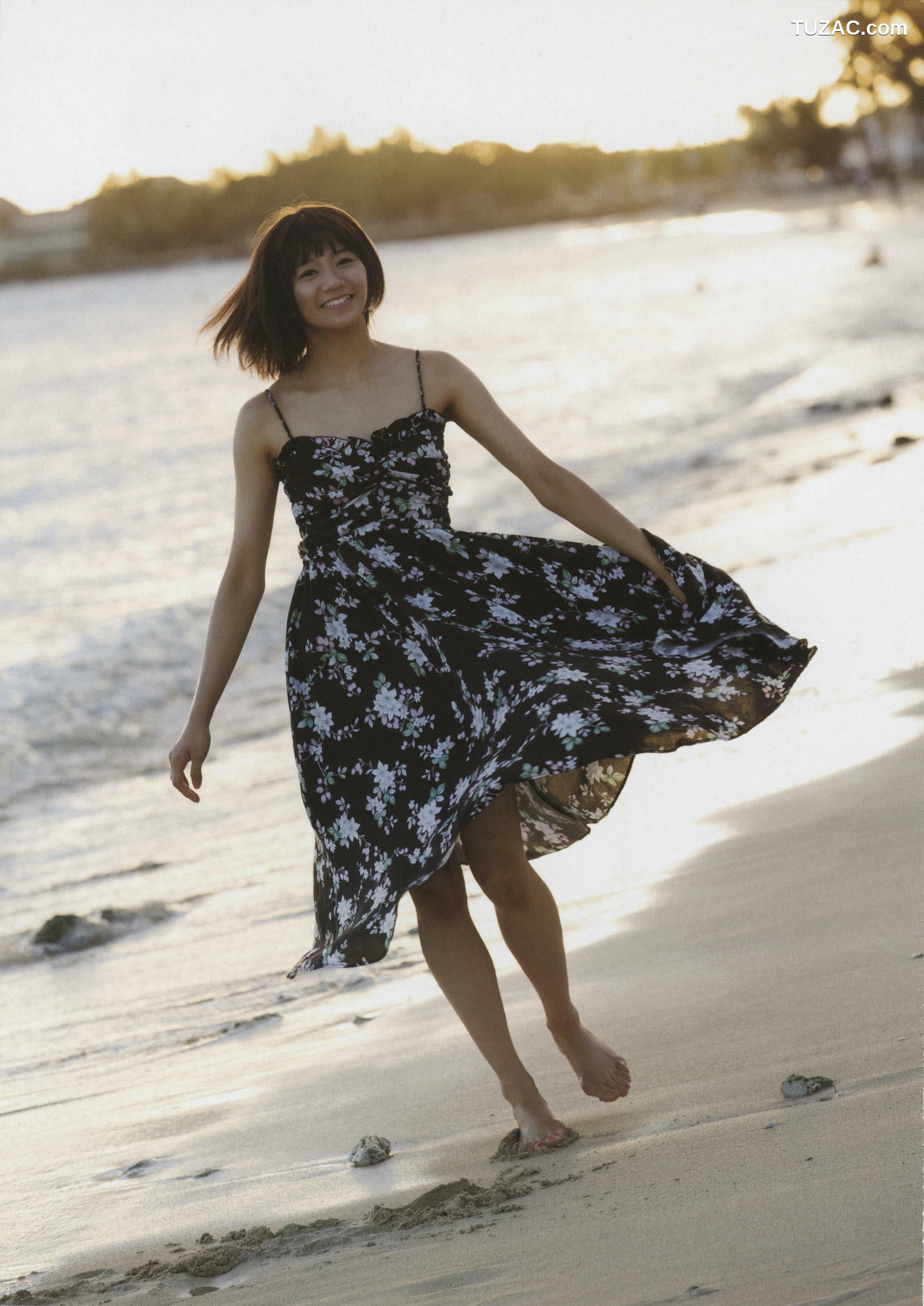 PB写真集_星名美怜「MIREITOPIA」 写真集[112P]