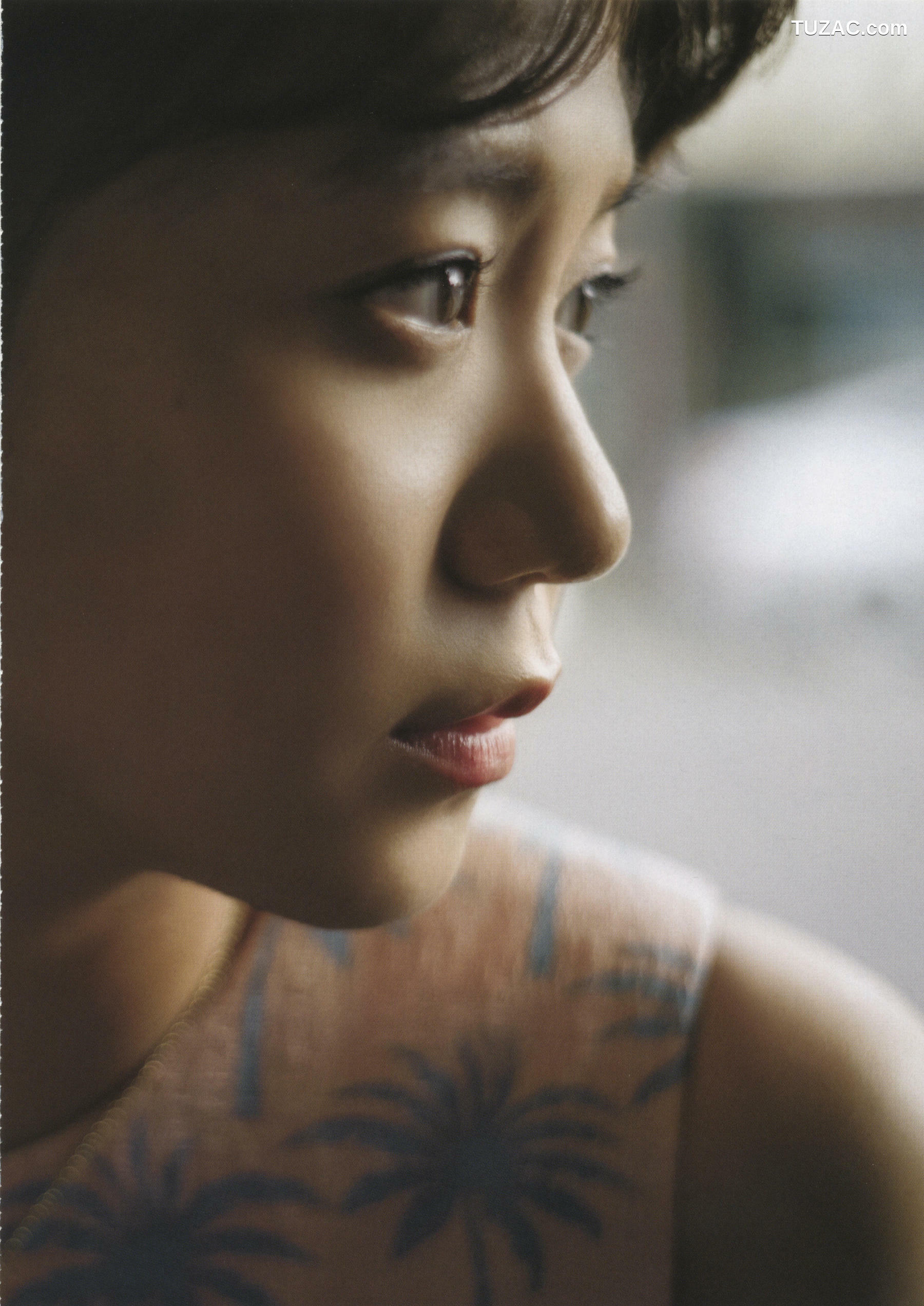 PB写真集_星名美怜「MIREITOPIA」 写真集[112P]