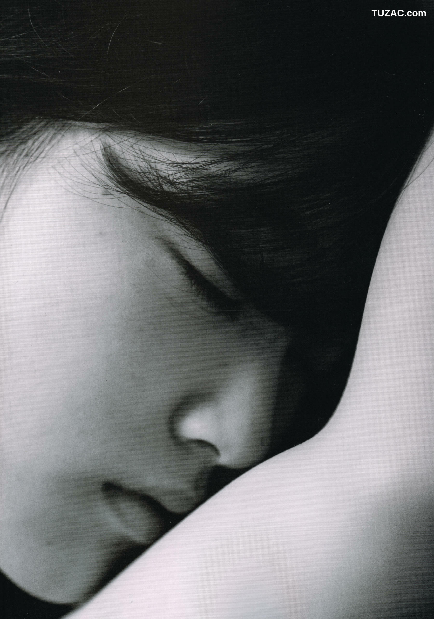 PB写真集_星野みなみ/星野南 1st [PhotoBook] 写真集[121P]