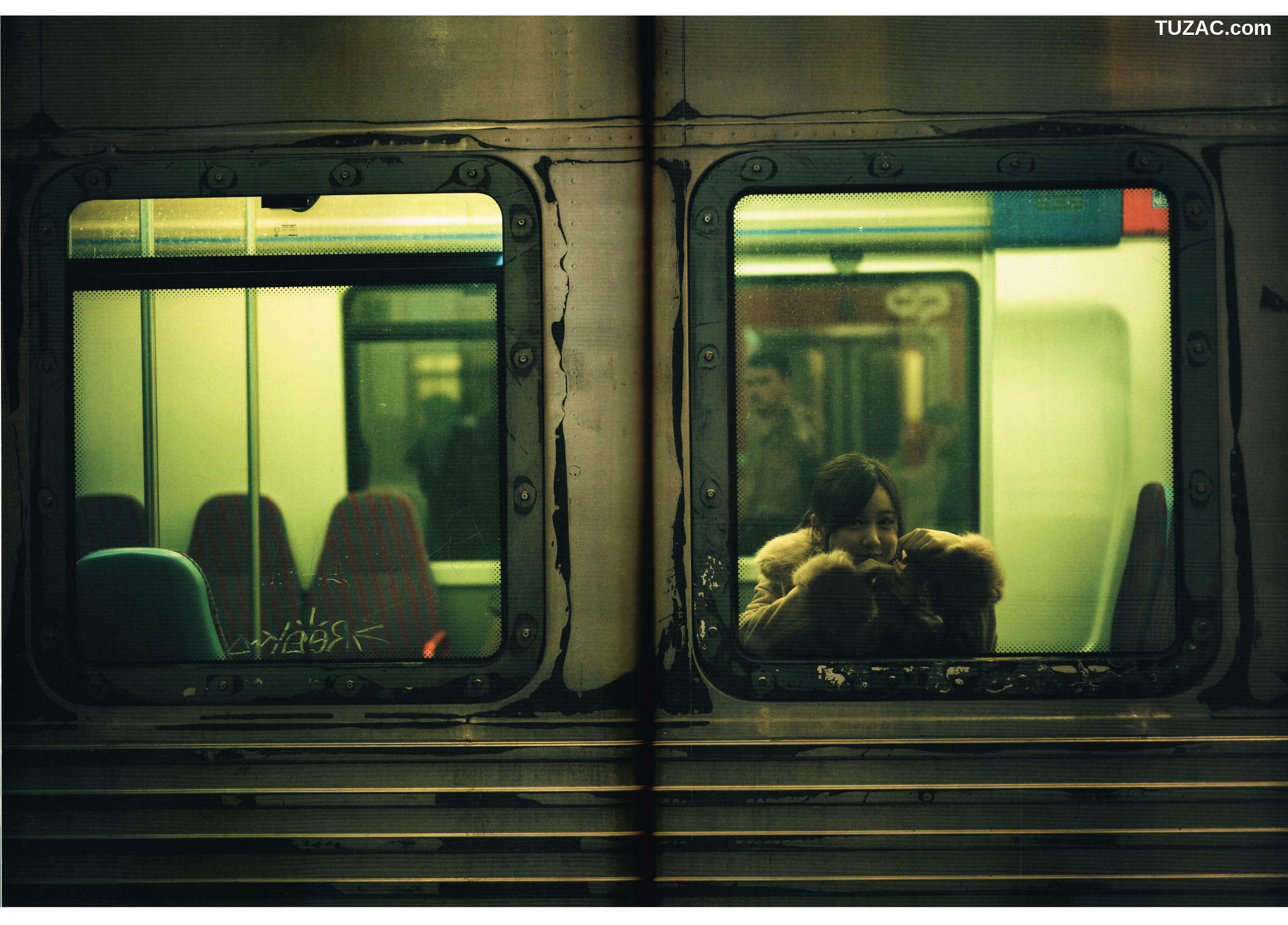 PB写真集_星野みなみ/星野南 1st [PhotoBook] 写真集[121P]