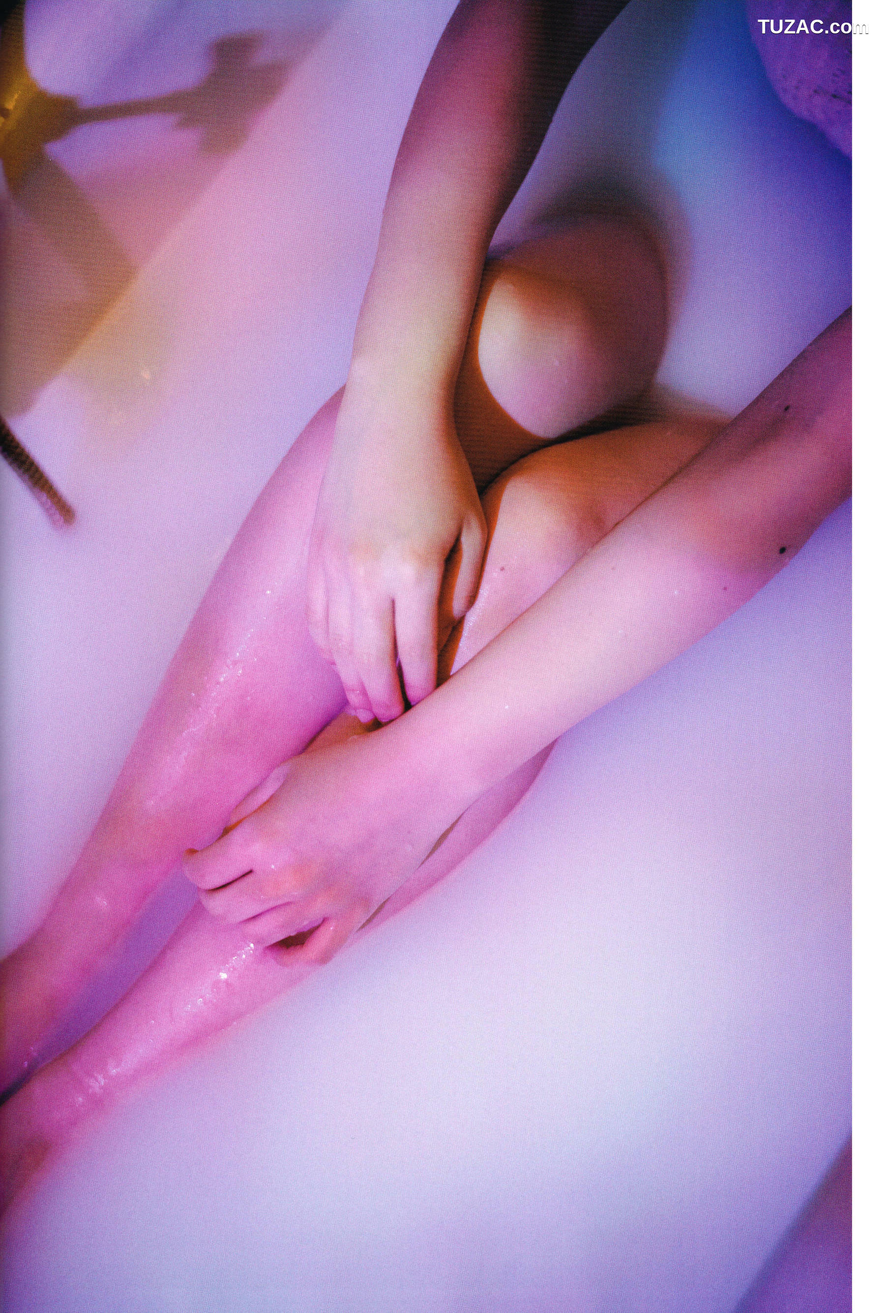 PB写真集_星野みなみ/星野南 1st [PhotoBook] 写真集[121P]