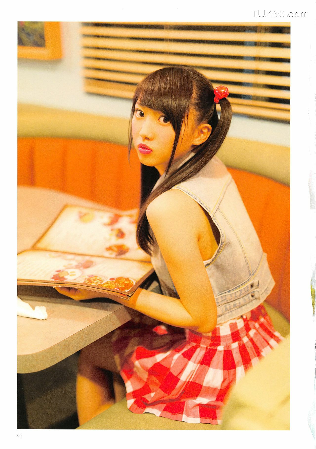 PB写真集_木﨑ゆりあ/木崎由里亚《Peace ぴーす》 [165P]