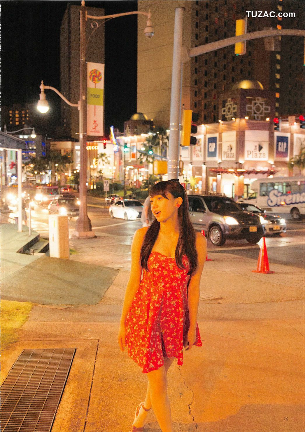 PB写真集_木﨑ゆりあ/木崎由里亚《Peace ぴーす》 [165P]