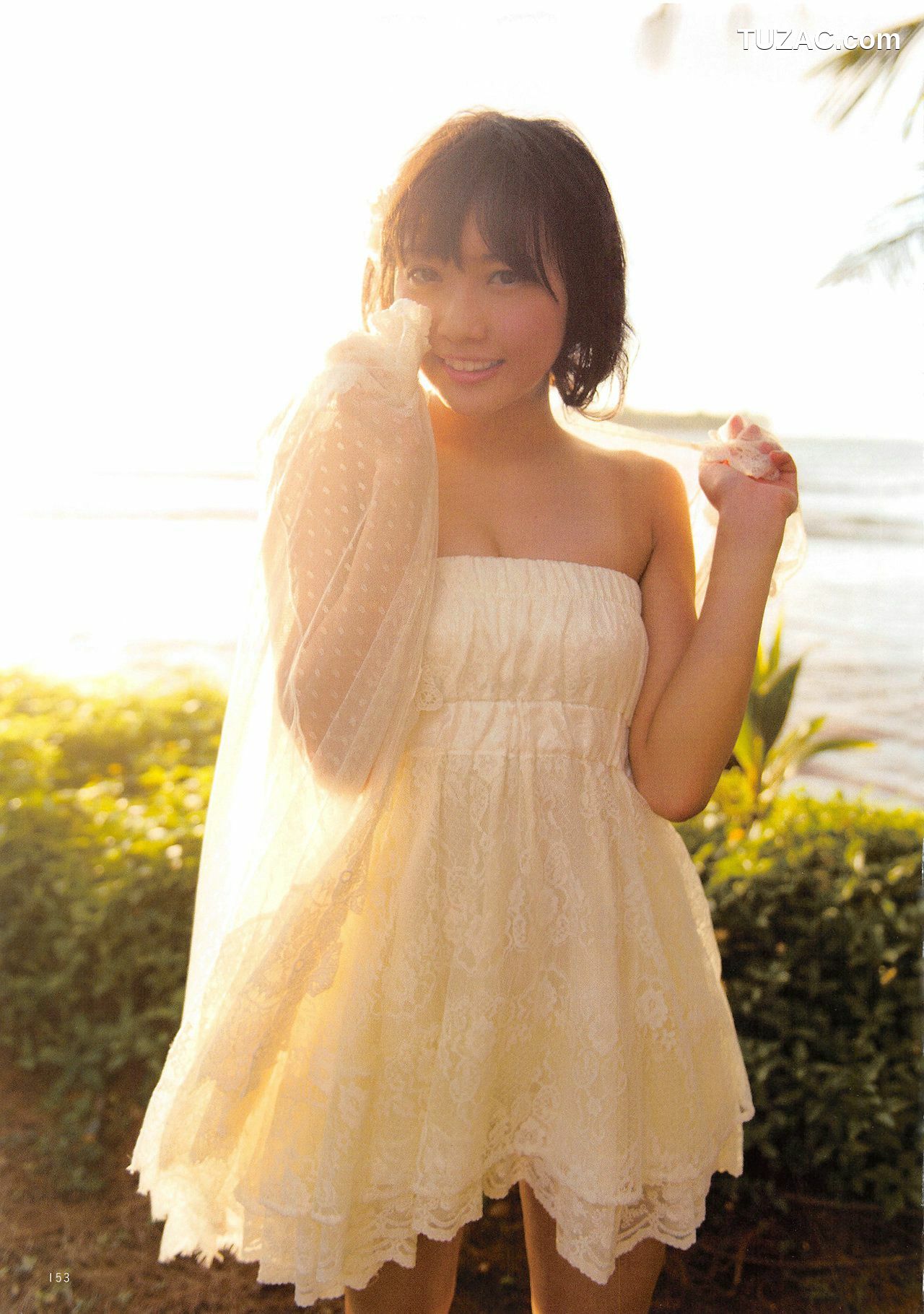 PB写真集_木﨑ゆりあ/木崎由里亚《Peace ぴーす》 [165P]