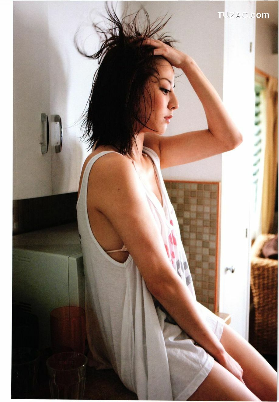 PB写真集_杉本有美《Deep Breath 》 写真集[114P]