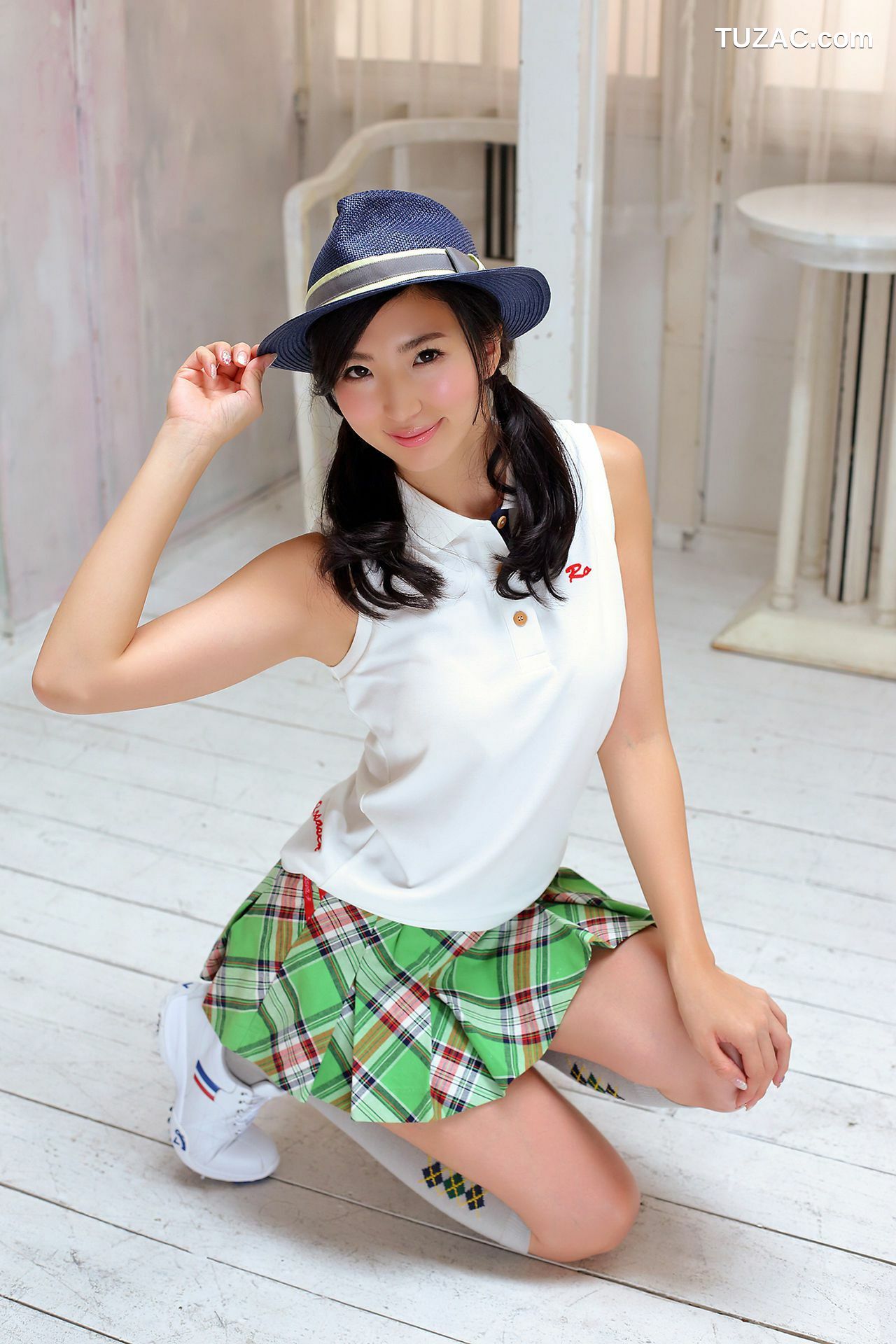 PB写真集_松嶋えいみ《至高の曲線美 松嶋えいみ 必撮！まるごと☆》 写真集[90P]