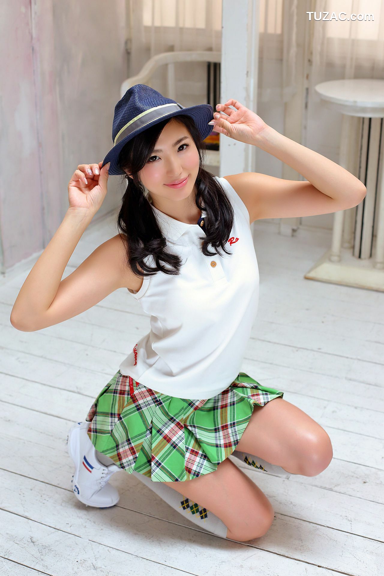 PB写真集_松嶋えいみ《至高の曲線美 松嶋えいみ 必撮！まるごと☆》 写真集[90P]