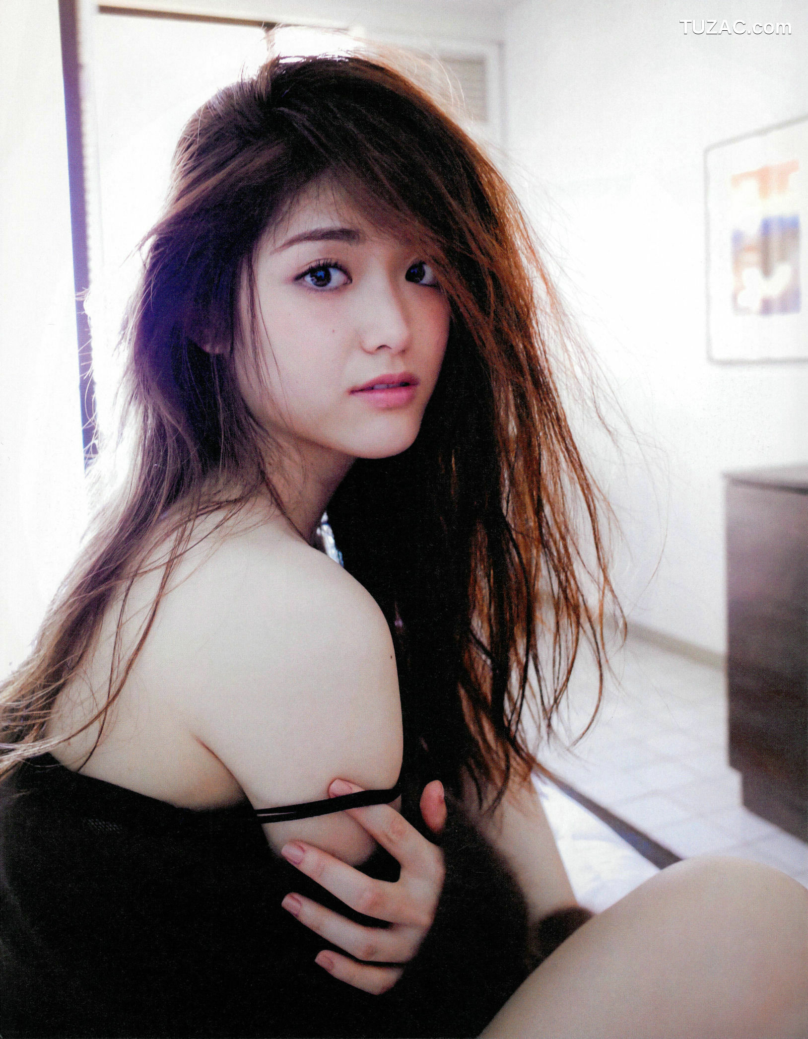 PB写真集_松村沙友理《意外っていうか、前から可愛いと思ってた》 写真集[94P]