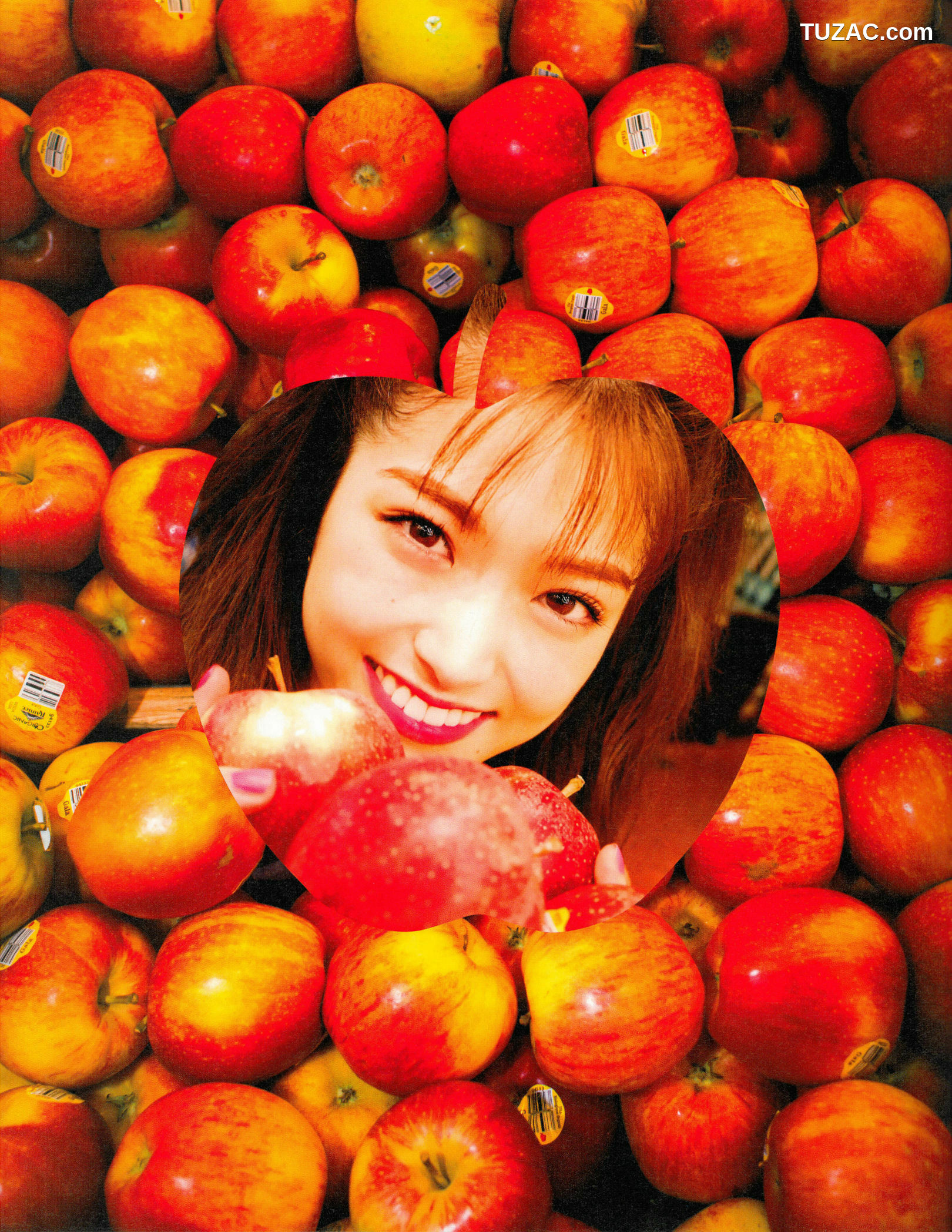 PB写真集_松村沙友理《意外っていうか、前から可愛いと思ってた》 写真集[94P]