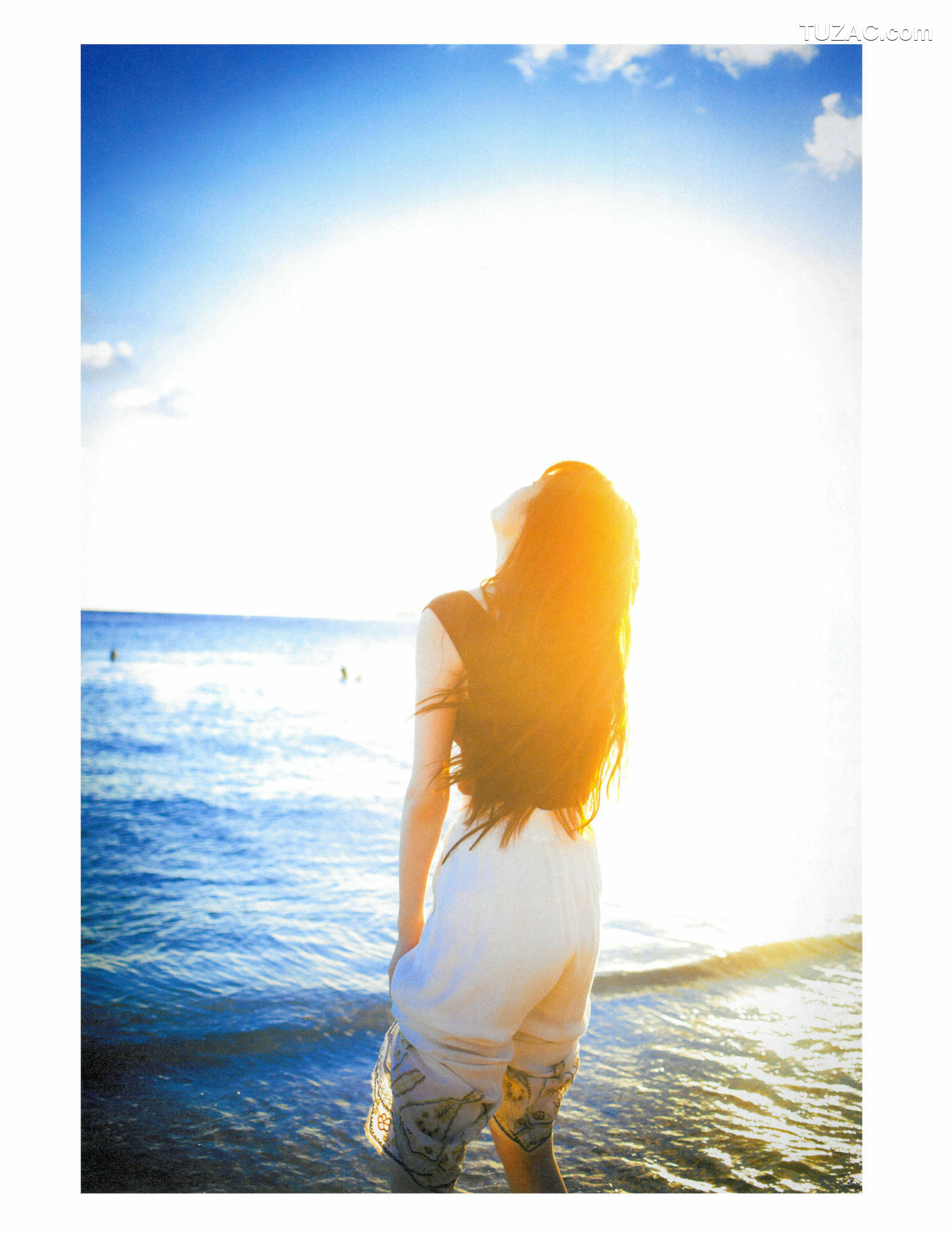 PB写真集_松村沙友理《意外っていうか、前から可愛いと思ってた》 写真集[94P]