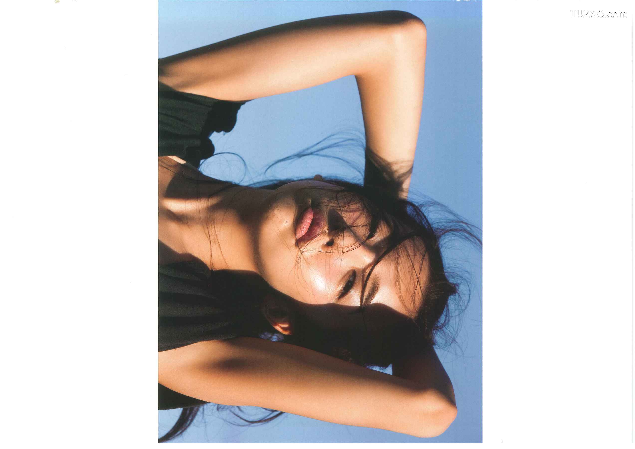 PB写真集_板野友美《release》 写真集[164P]