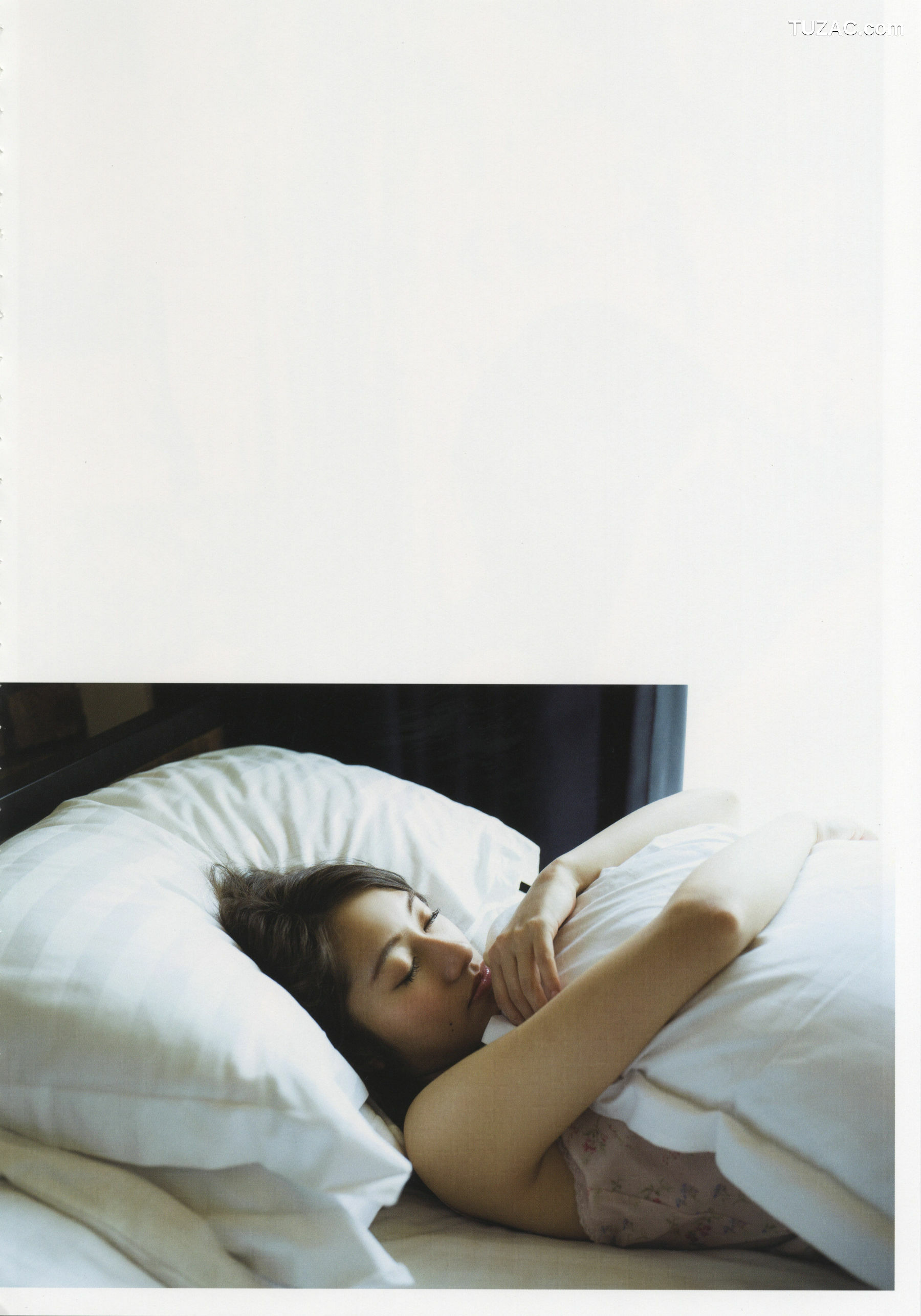 PB写真集_桜井玲香《自由ということ》 写真集[152P]