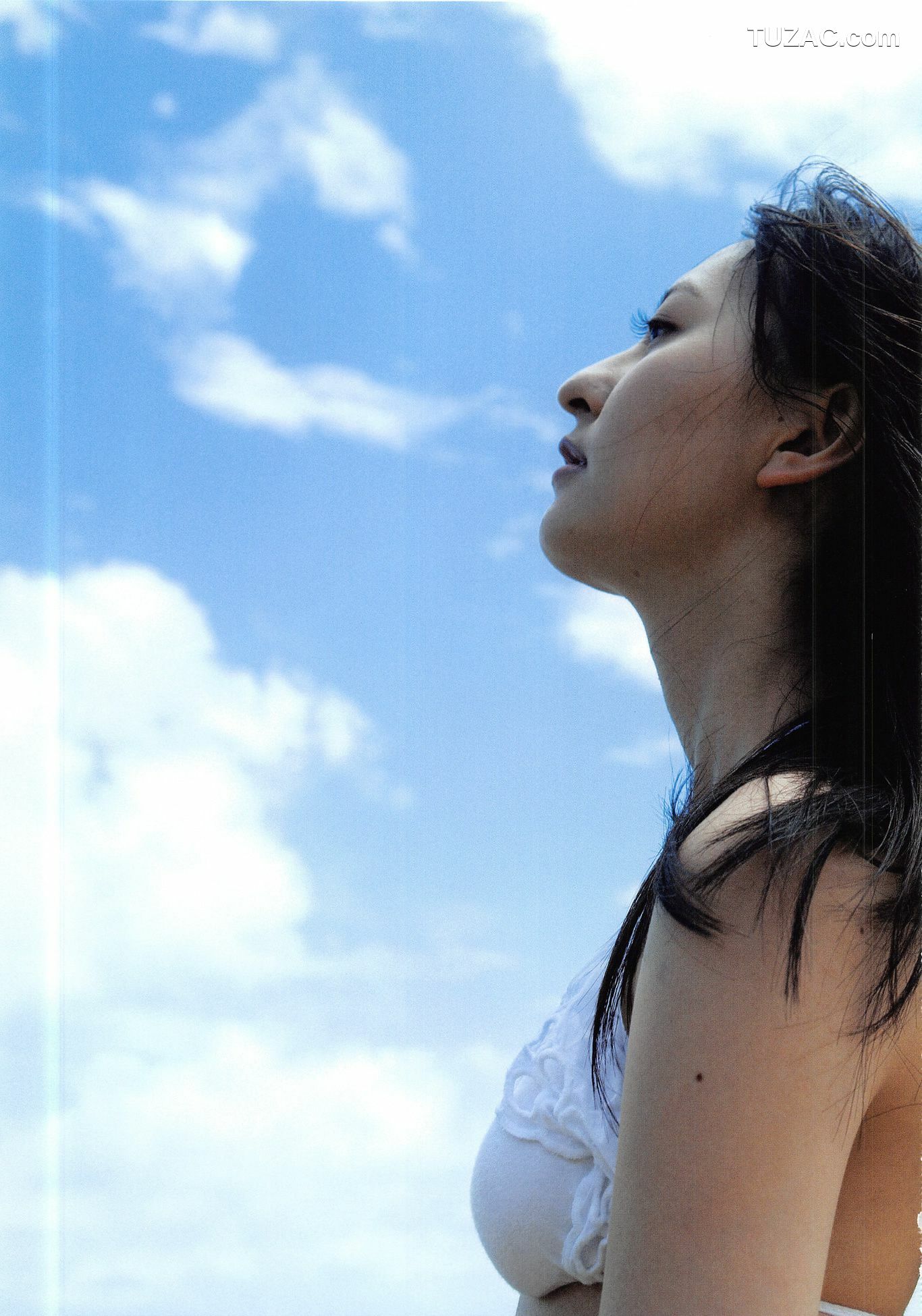 PB写真集_森保まどか/森保圆 《Mori no Monologue》 [111P]