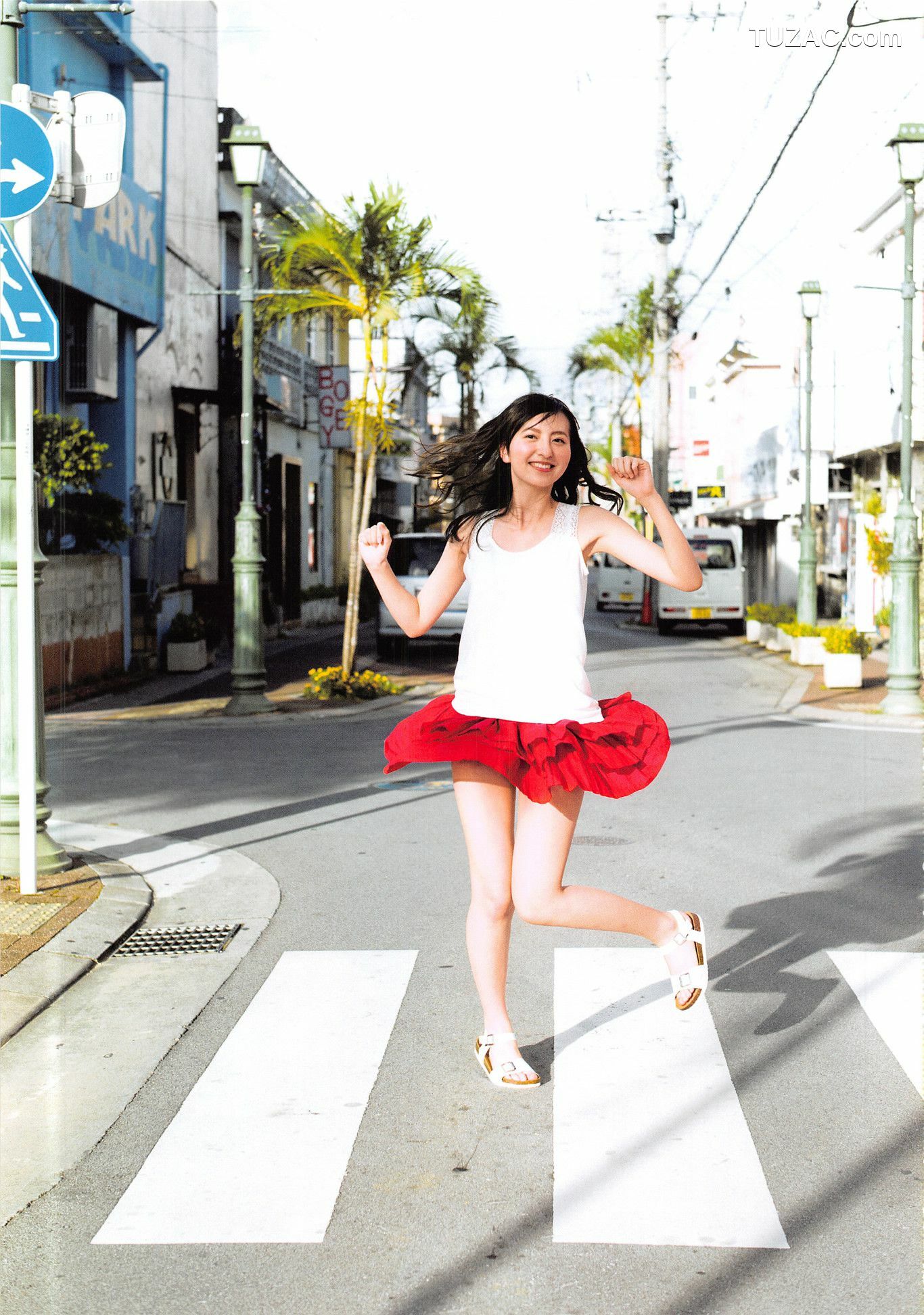 PB写真集_森保まどか/森保圆 《Mori no Monologue》 [111P]