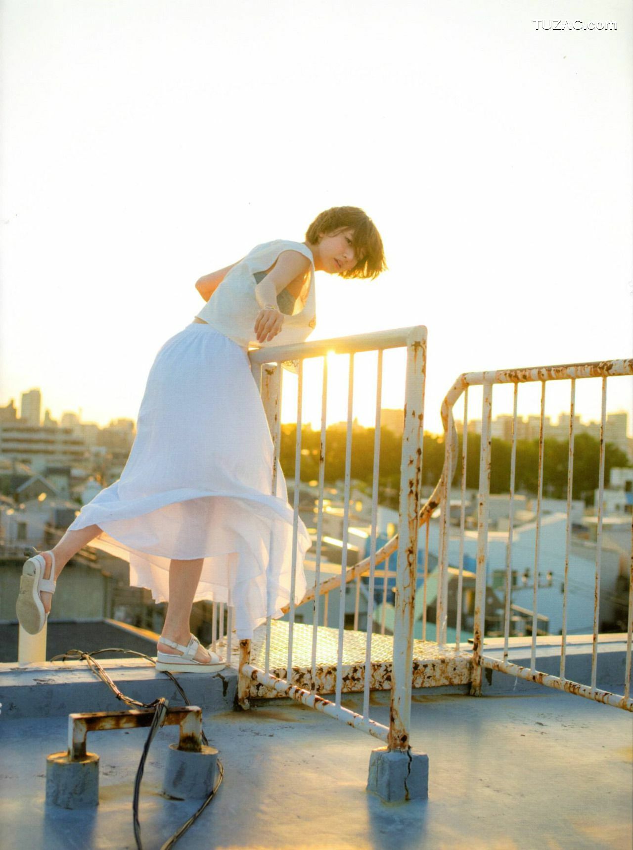 PB写真集_橋本奈々未/桥本奈奈未《やさしい棘》  [136P]