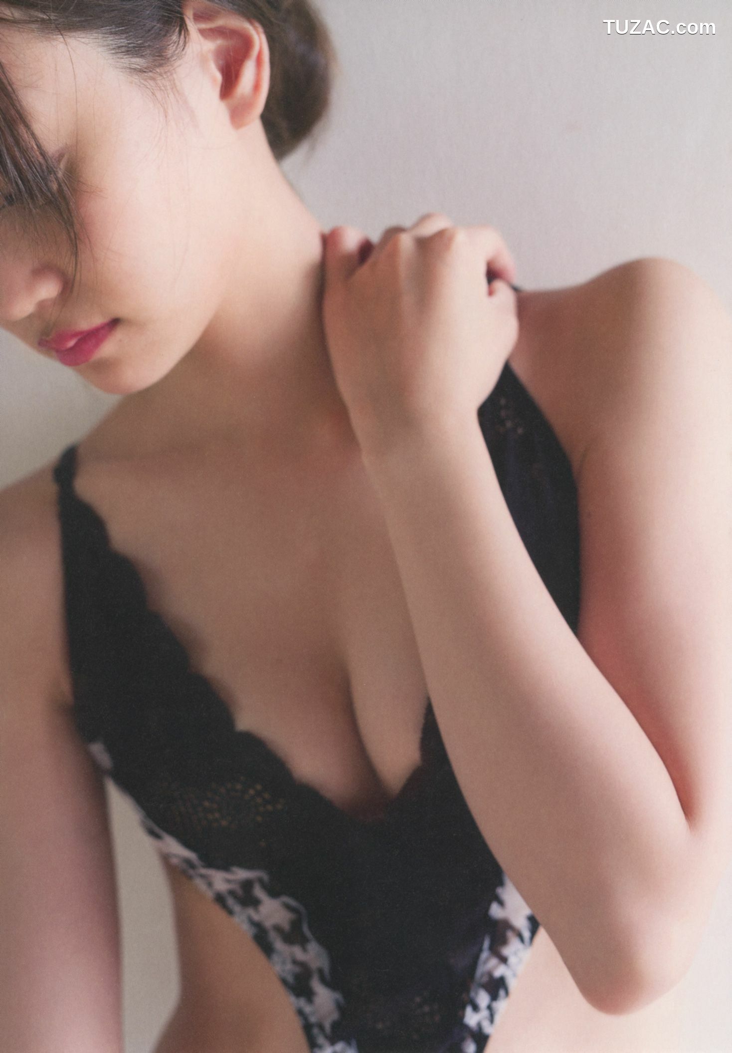 PB写真集_永尾まりや 《美しい細胞》 Utsukushii Saibo [120P]