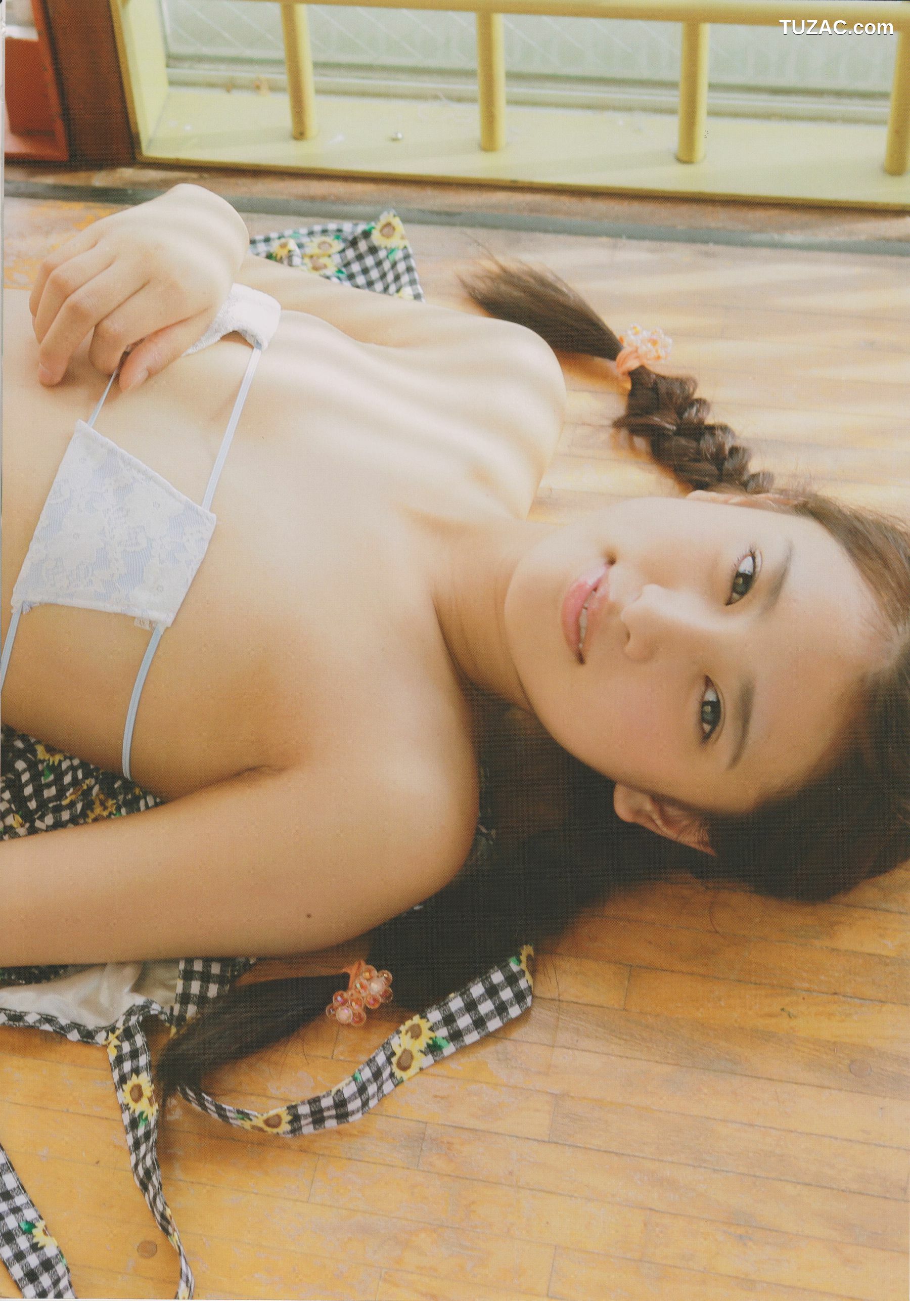 PB写真集_沖田彩花《十五の夏》 ファースト写真集[99P]