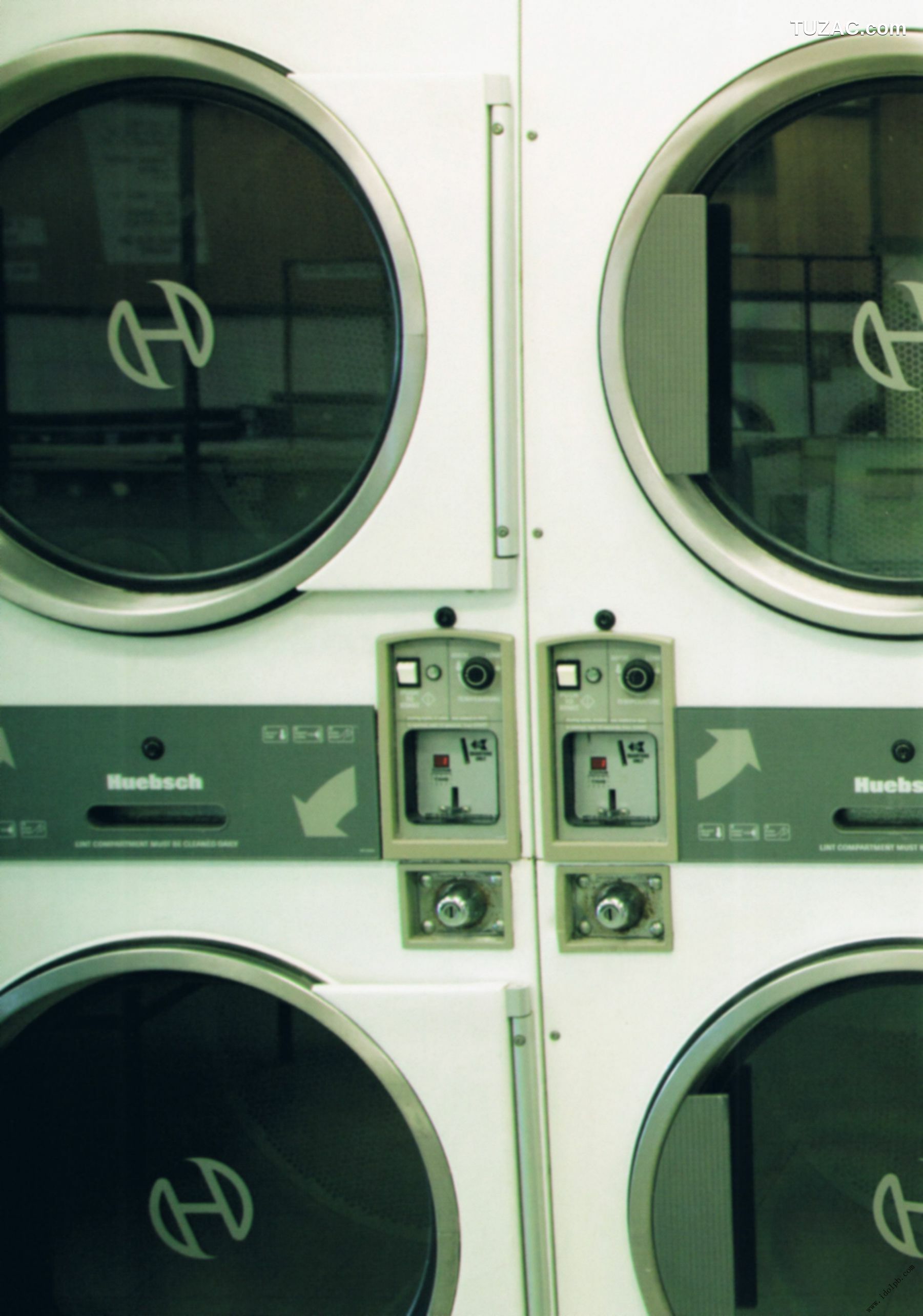 PB写真集_河西智美《灼けた》 写真集[131P]