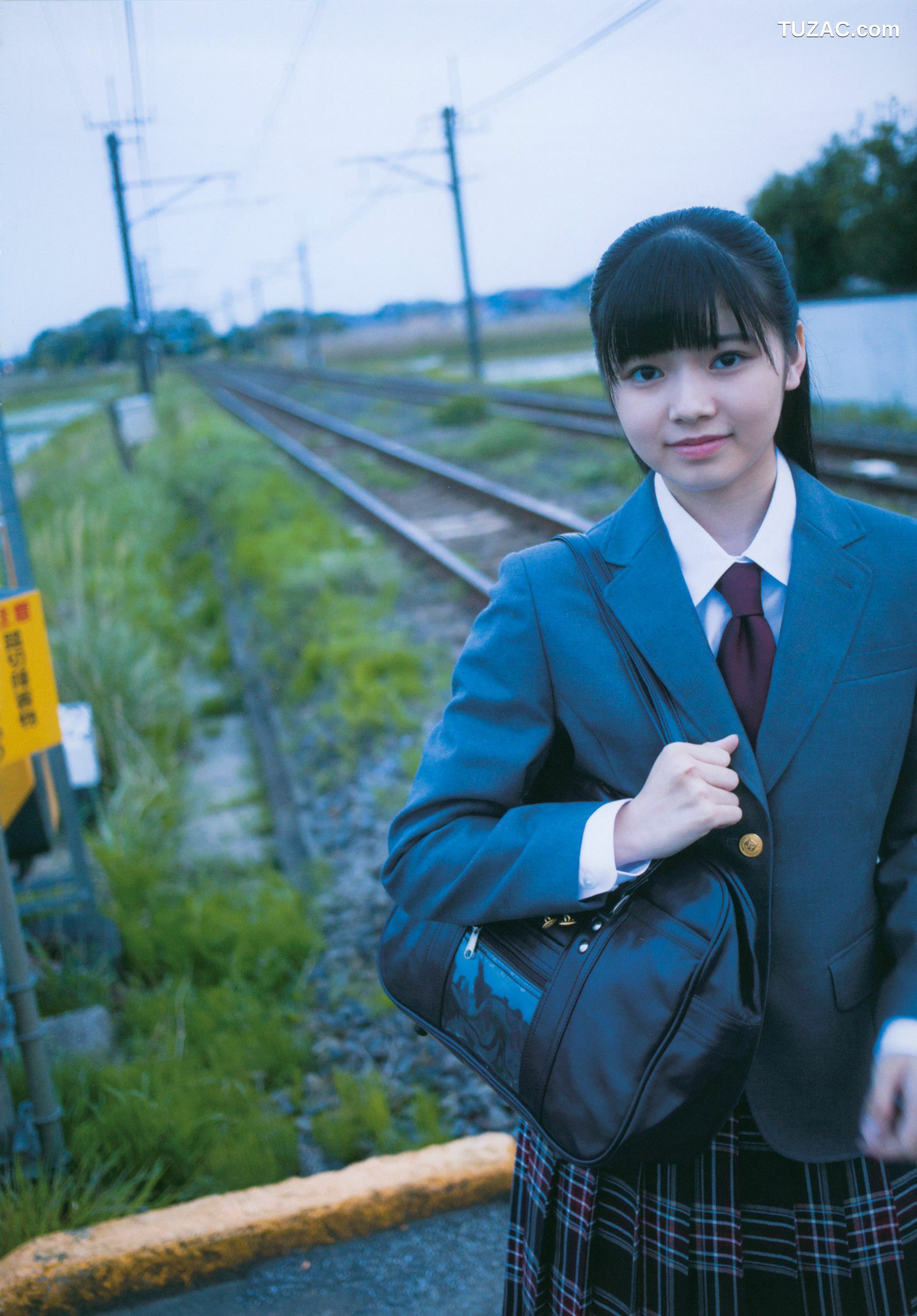 PB写真集_浜浦彩乃《Kobushi Factory 浜浦彩乃》 [78P]