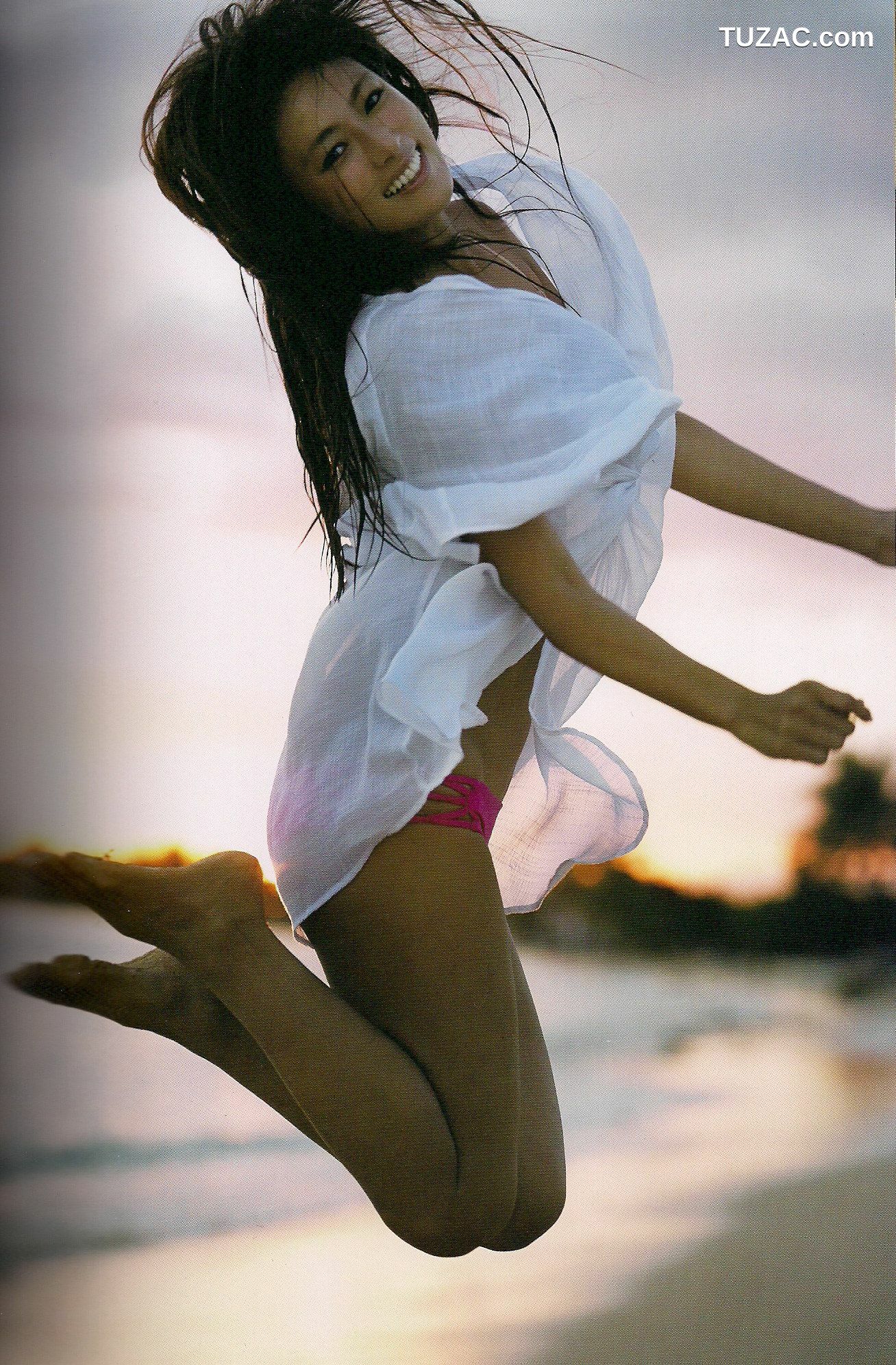 PB写真集_深田恭子 《Down to earth》 [129P]