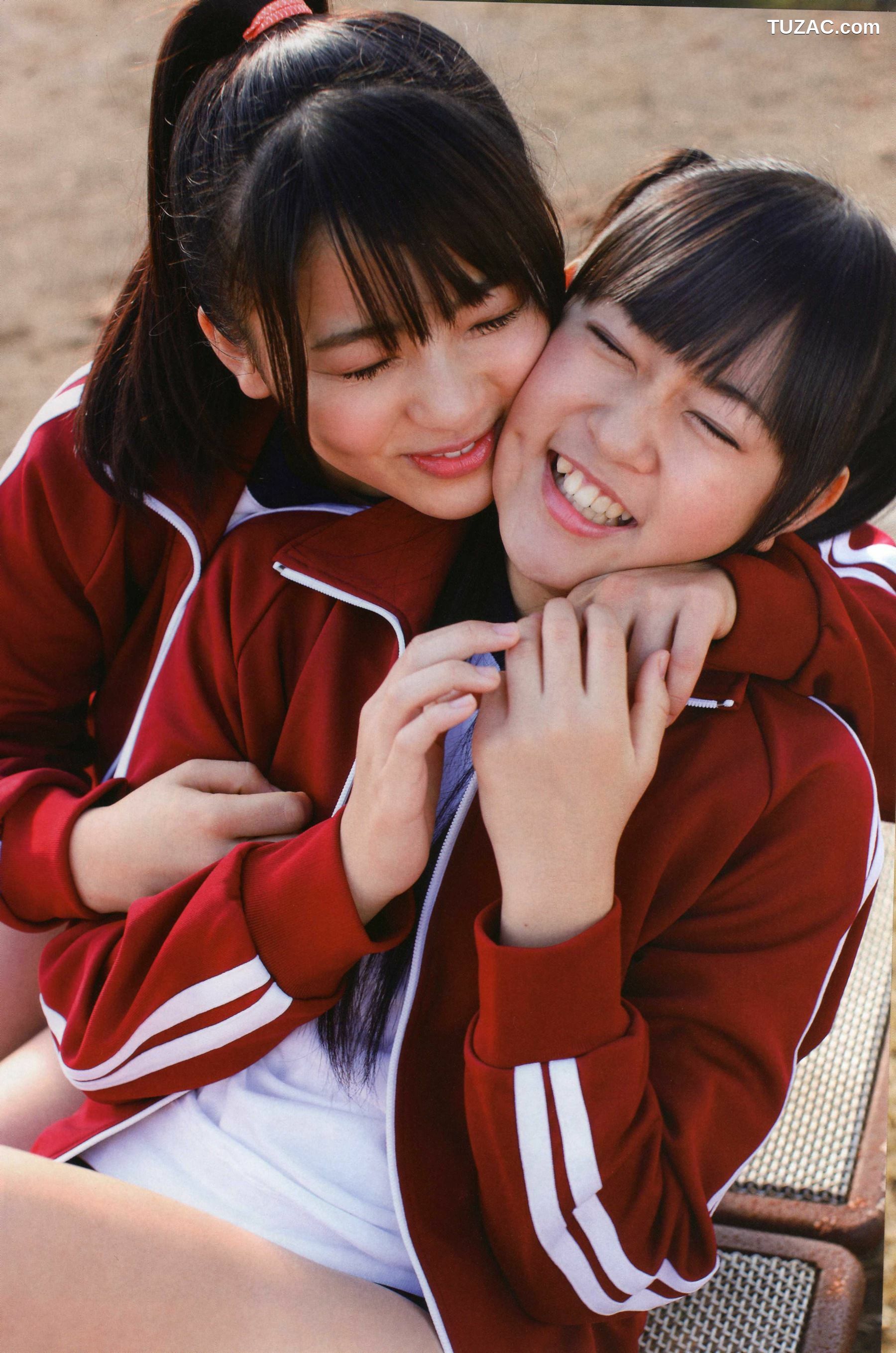 PB写真集_渡り廊下走り队 《Akkanbe》 写真集[115P]